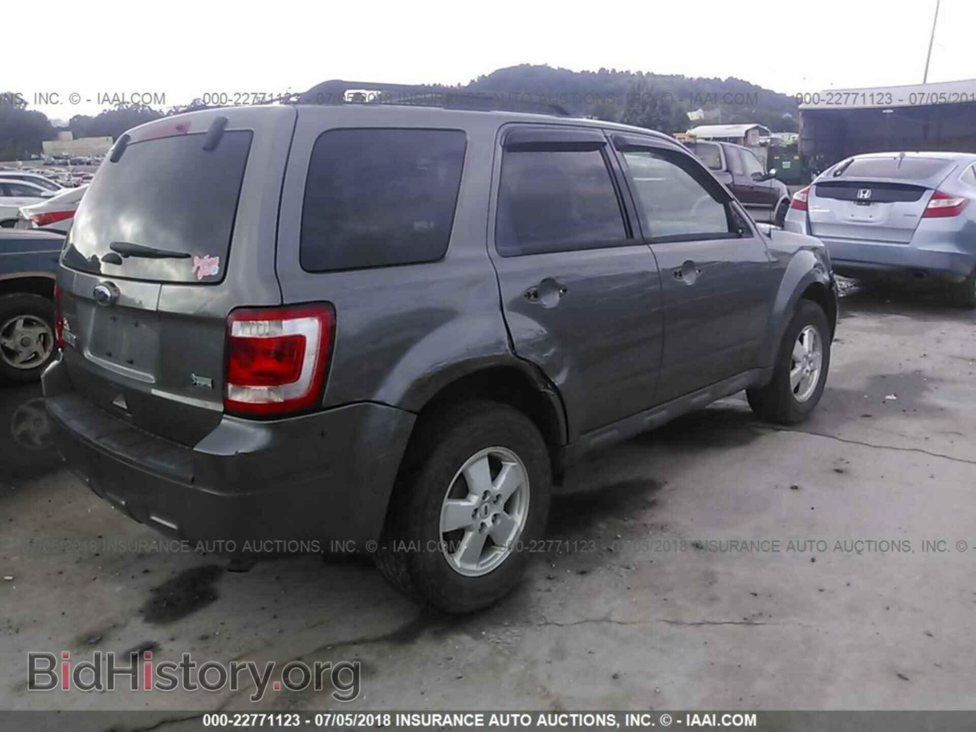 2012 Ford Escape - VIN: 1FMCU9DGXCKA21388 - Photo 4