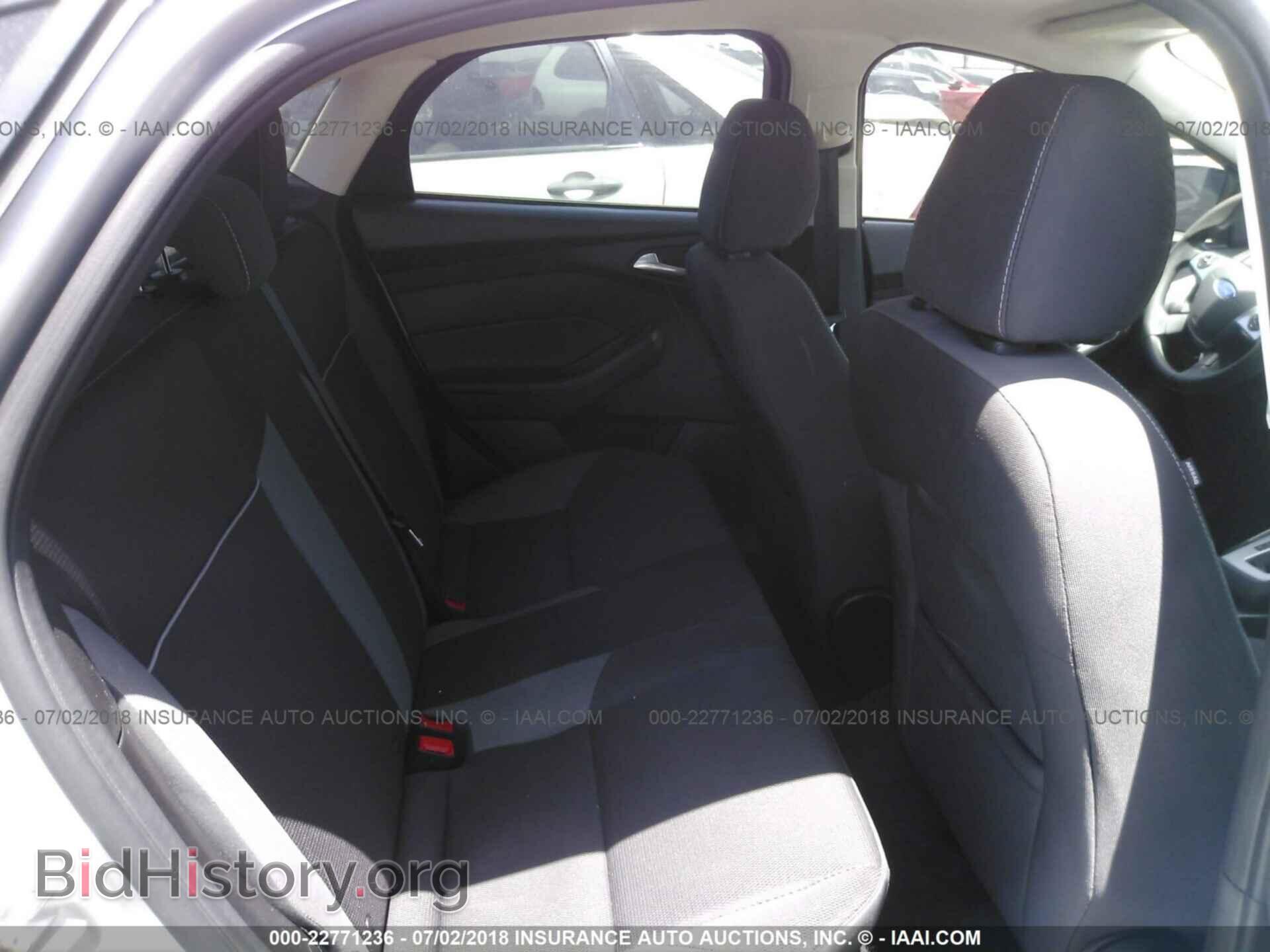 2014 Ford Focus - VIN: 1FADP3F22EL348451 - Фото 8