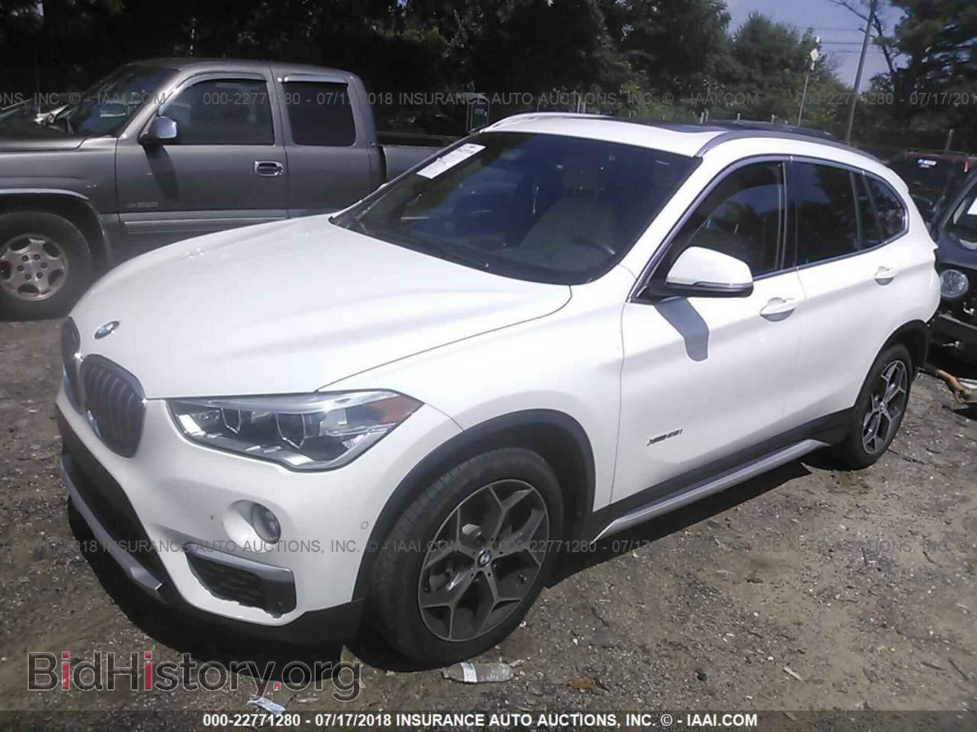 2016 Bmw X1 - VIN: WBXHT3C31GP881006 - Фото 2