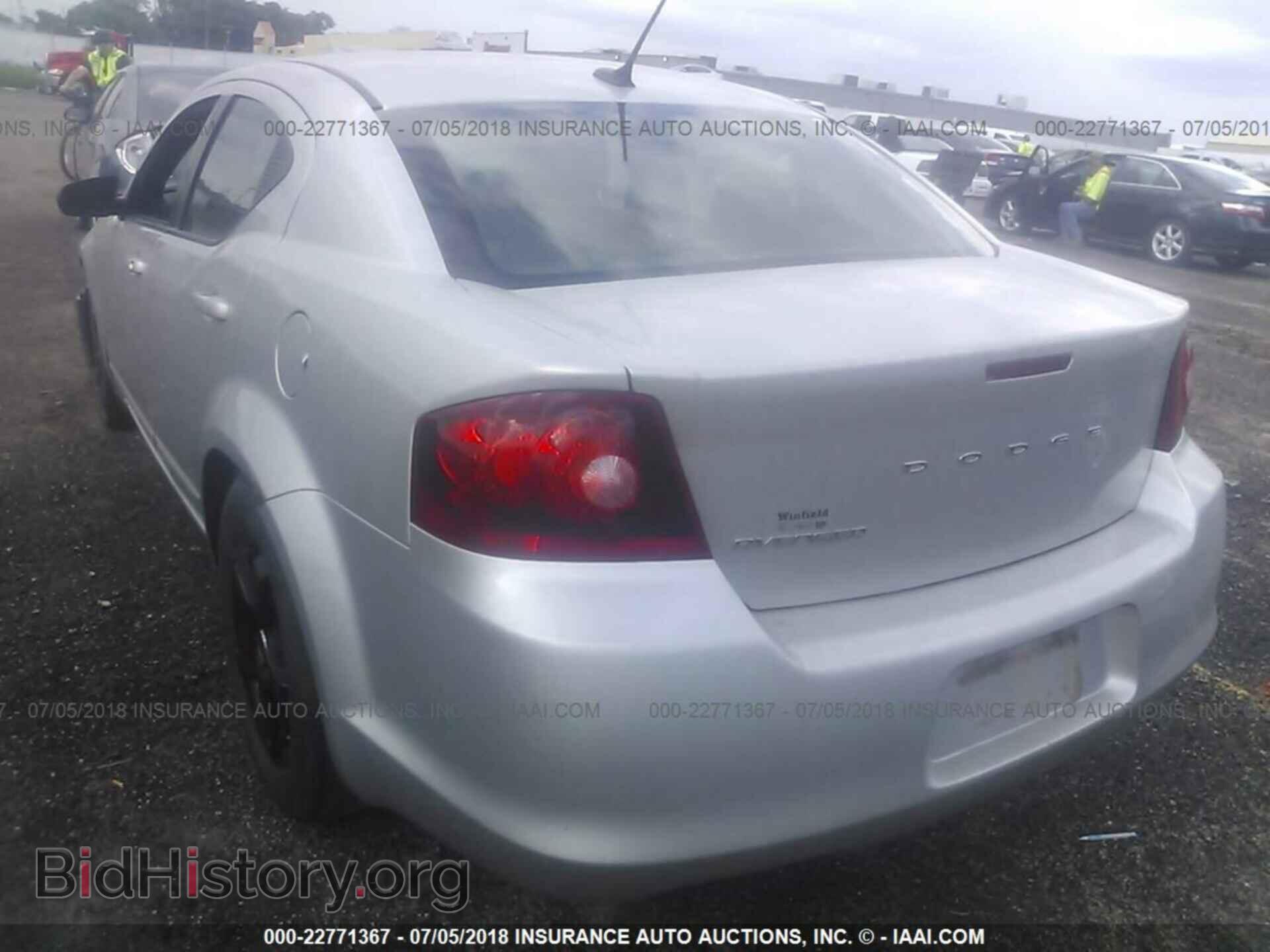 2011 Dodge Avenger - VIN: 1B3BD4FB6BN540747 - Photo 3