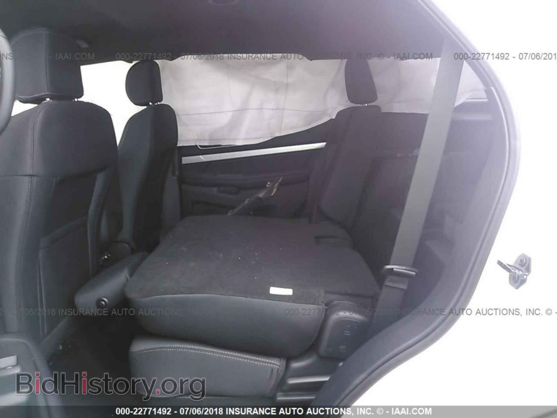 2017 Ford Explorer - VIN: 1FM5K8D87HGD53994 - Photo 8