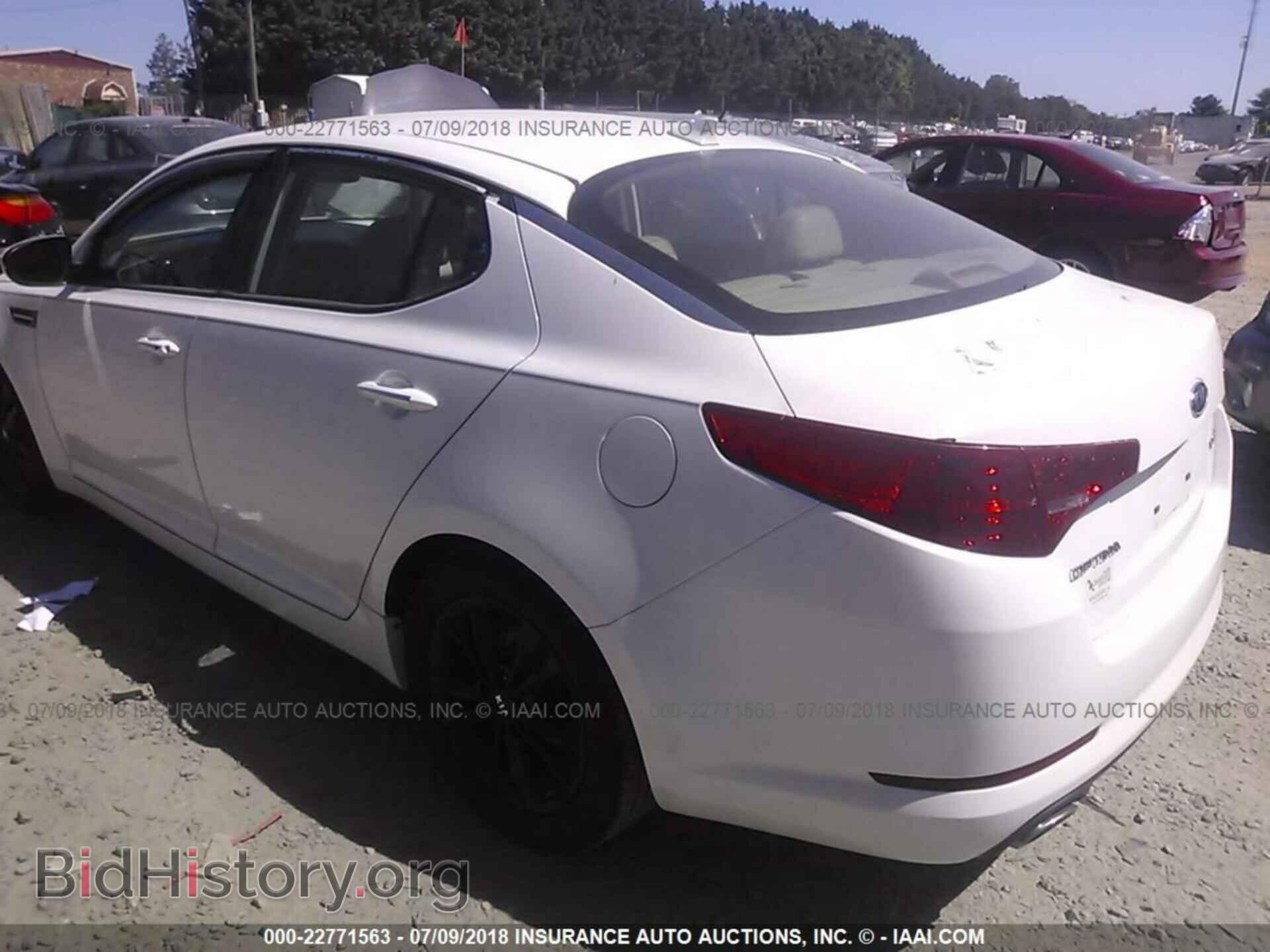 2011 Kia Optima - VIN: KNAGN4A73B5072753 - Фото 3