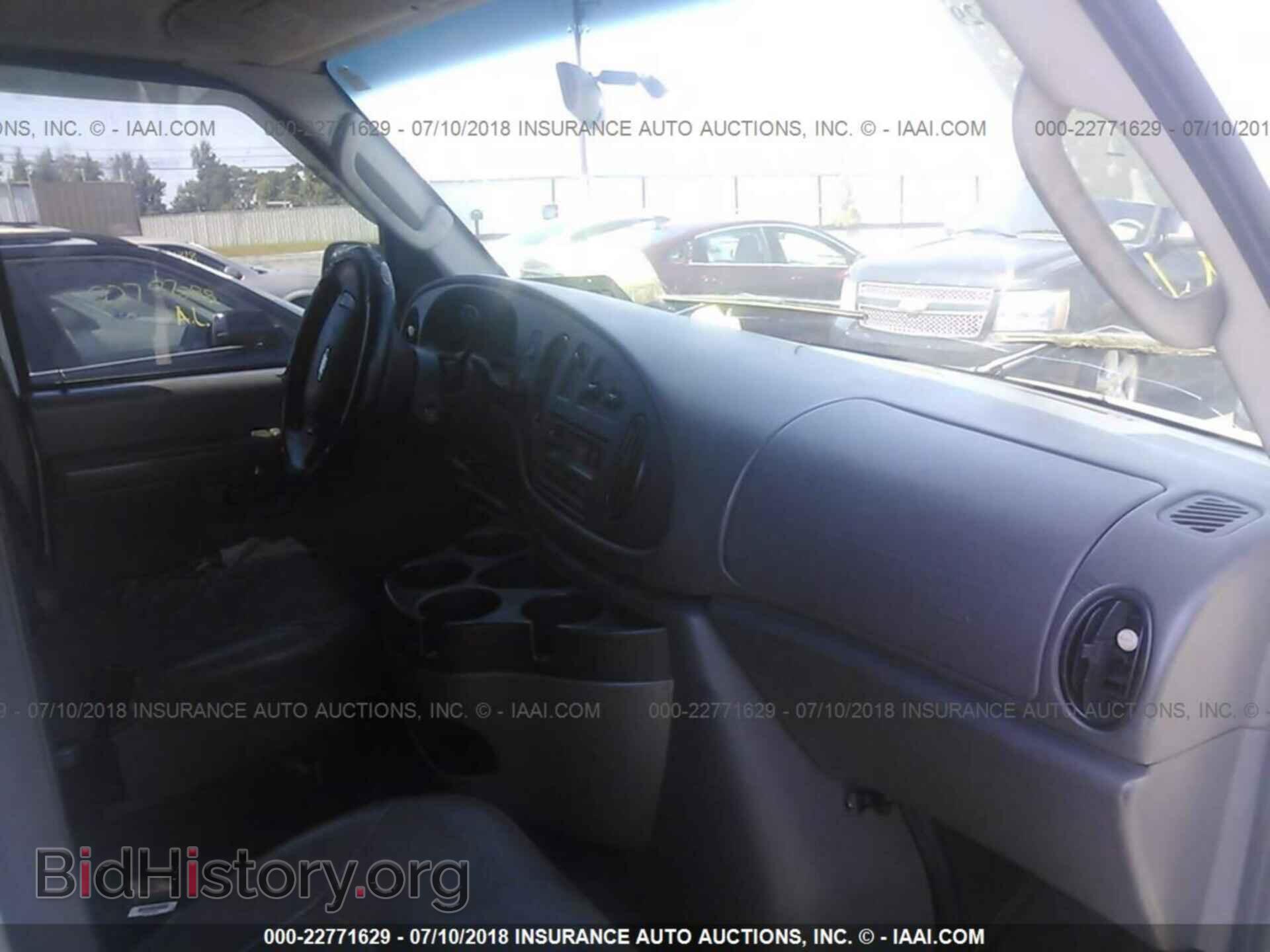 2006 FORD ECONOLINE - VIN: 1FTNE24L16DA03448 - Фото 5