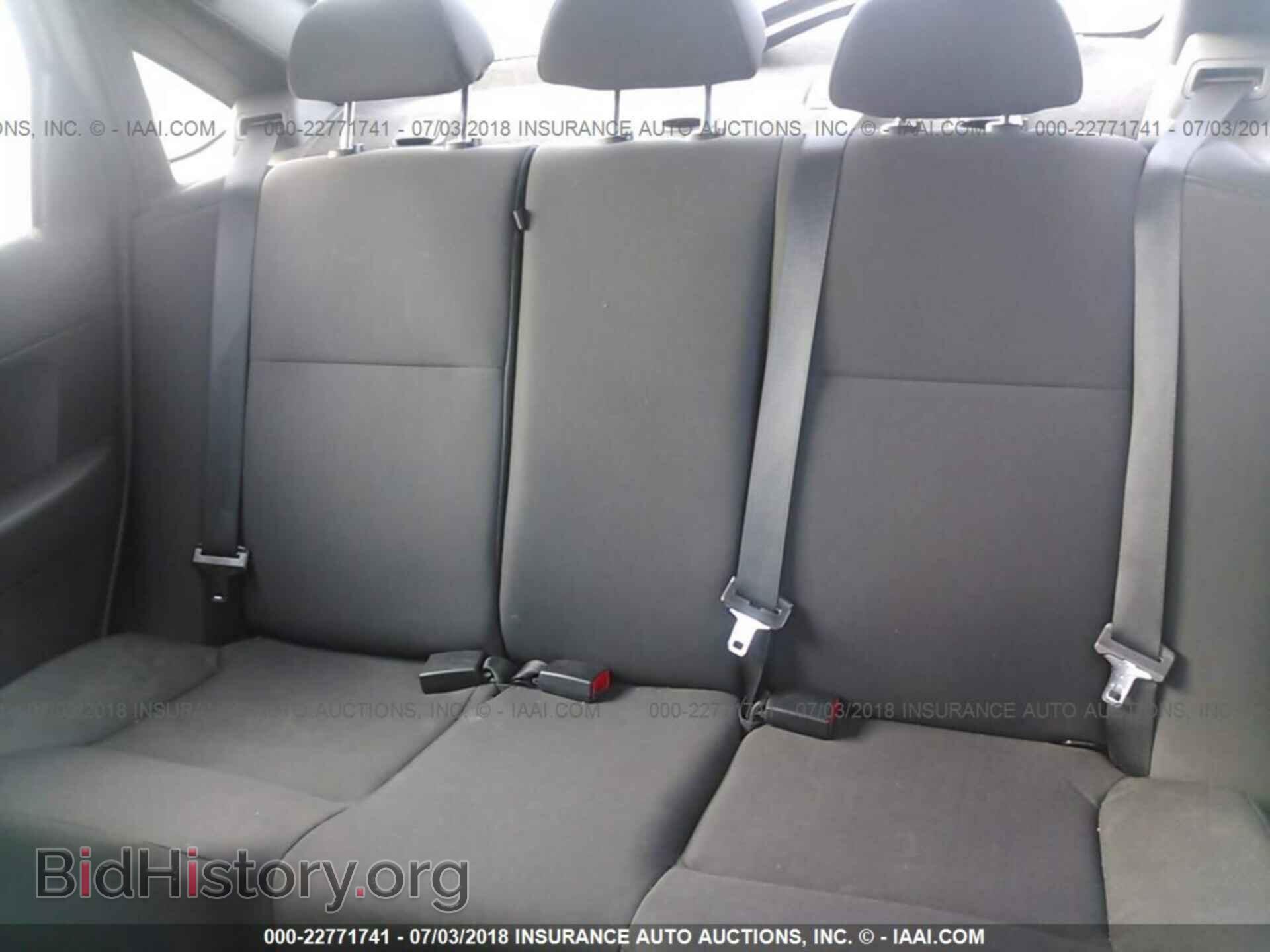 2011 Ford Focus - VIN: 1FAHP3GN2BW184123 - Фото 8