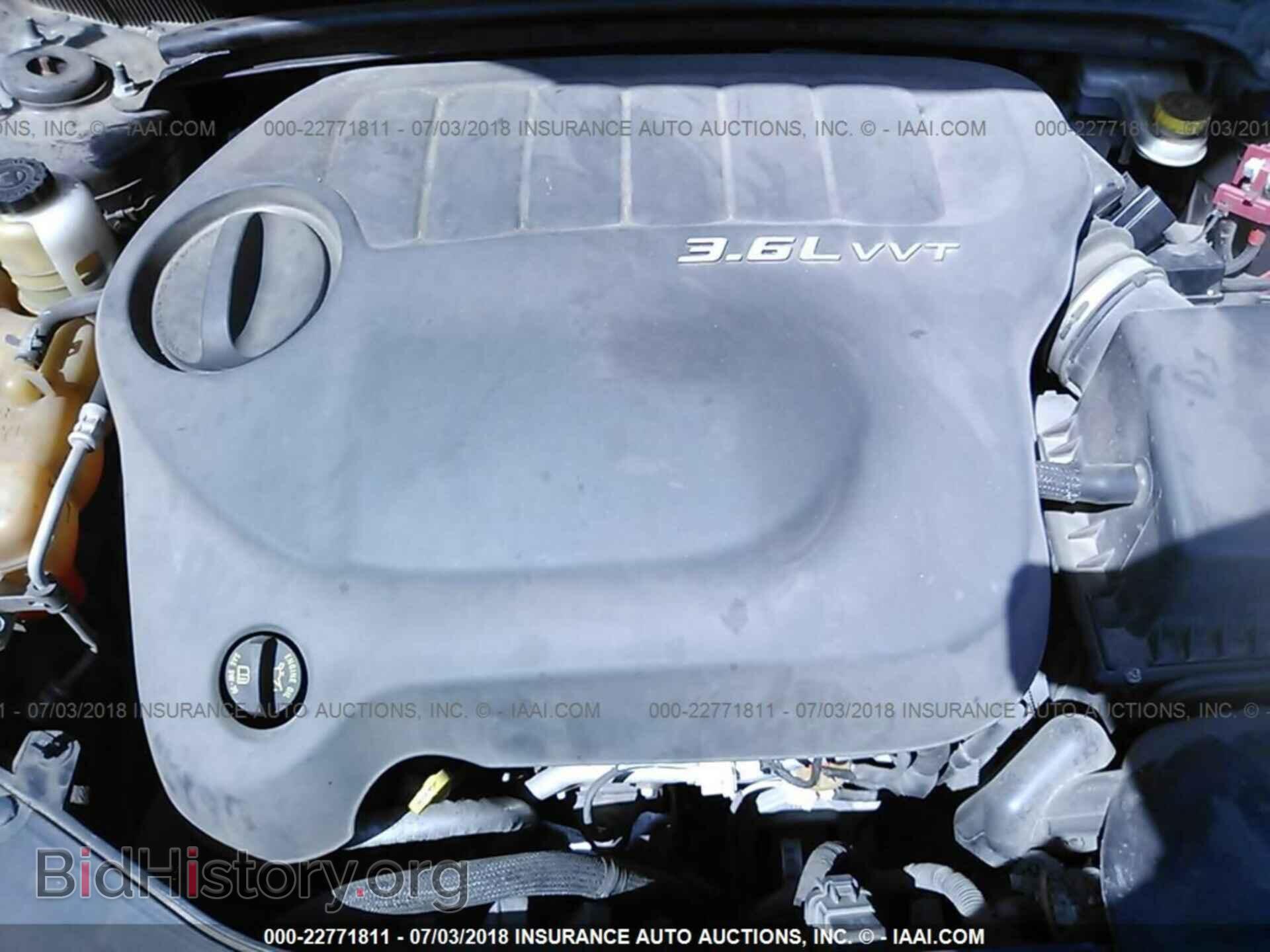 2011 Chrysler 200 - VIN: 1C3BC2FG0BN571482 - Фото 10