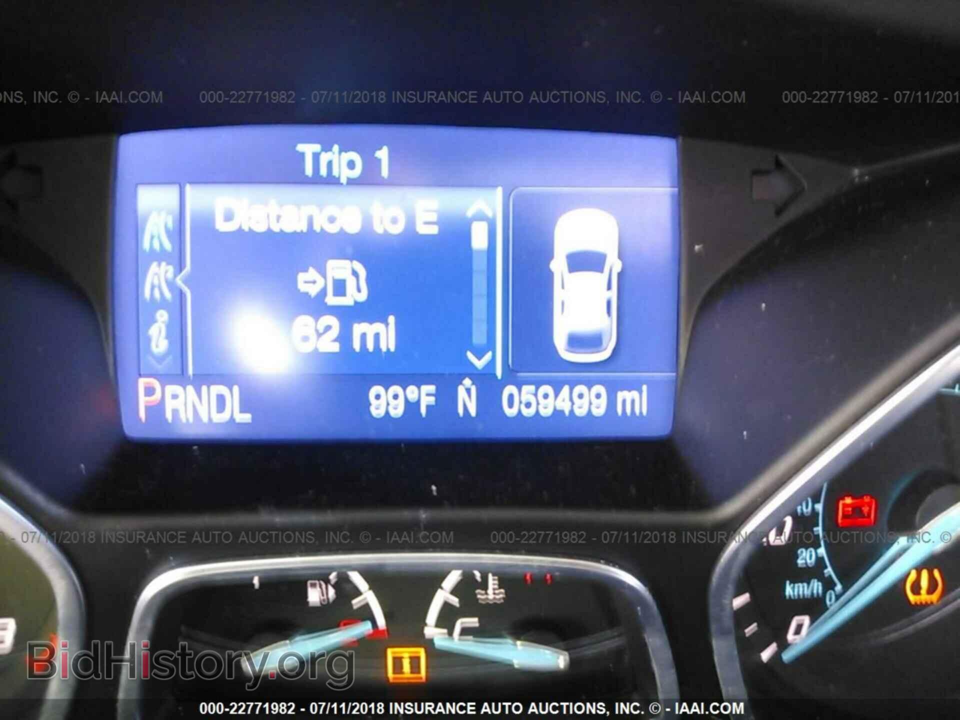 2014 Ford Focus - VIN: 1FADP3F21EL109747 - Photo 7