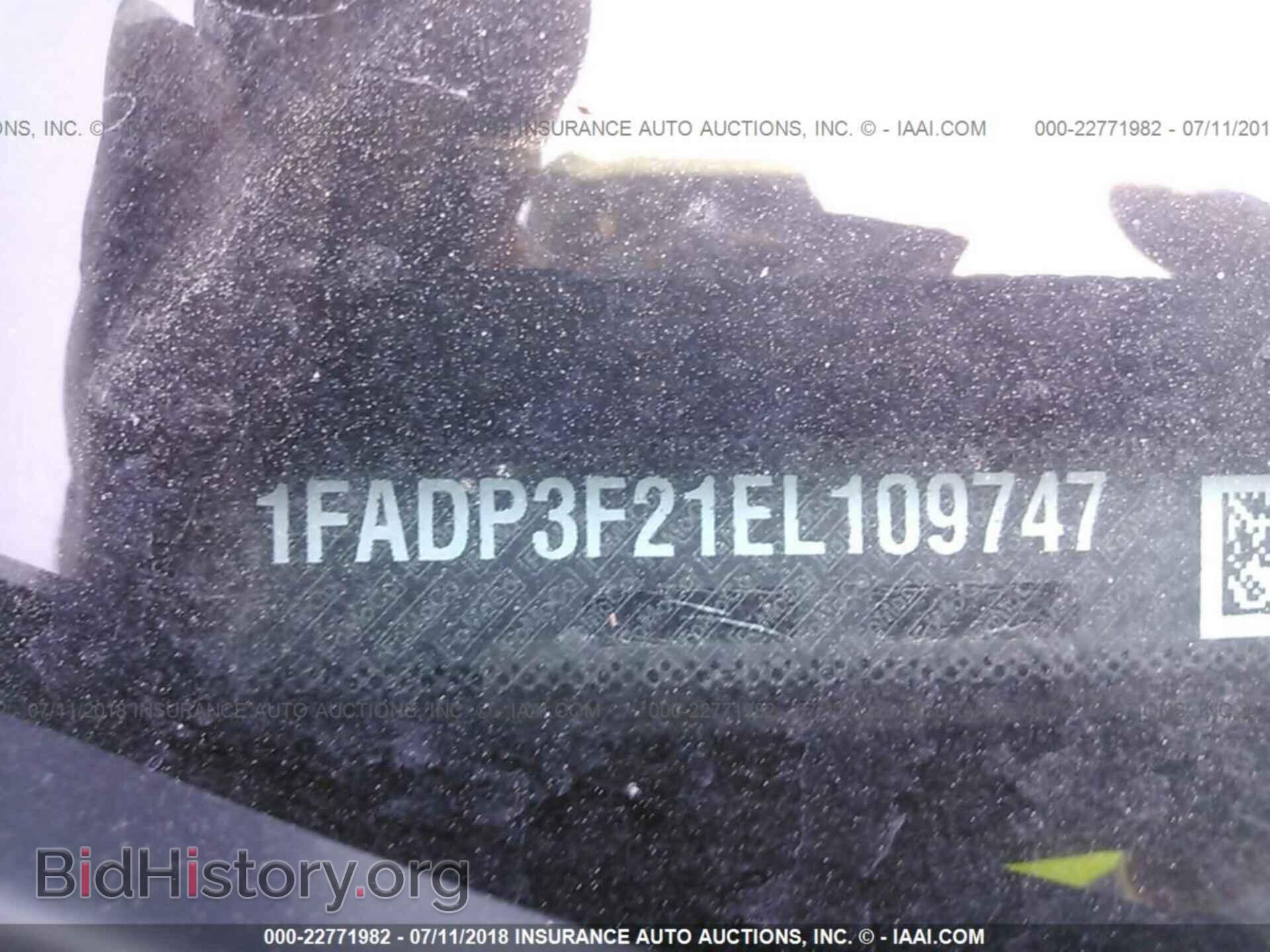 2014 Ford Focus - VIN: 1FADP3F21EL109747 - Photo 9