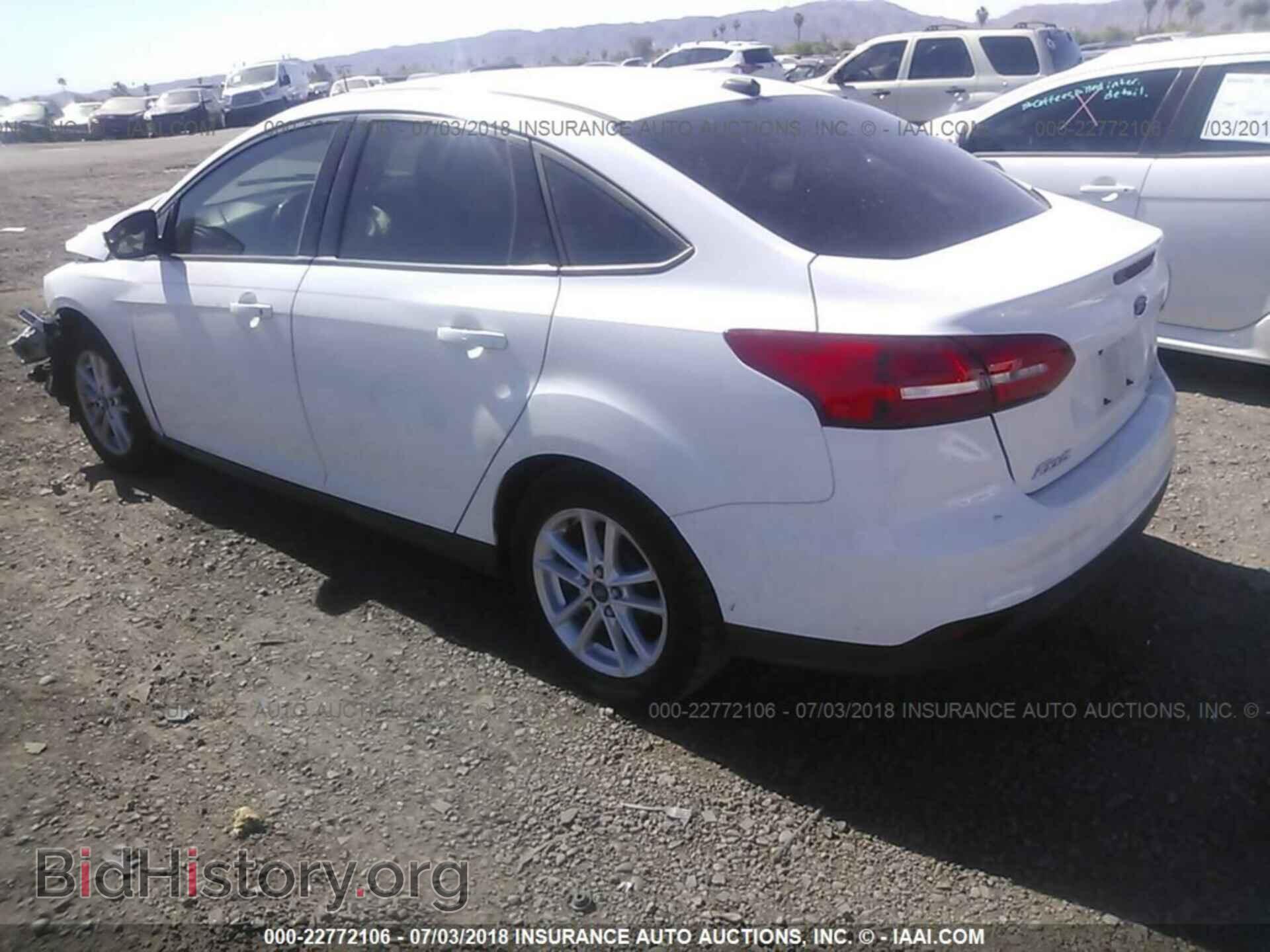 2015 Ford Focus - VIN: 1FADP3F22FL348998 - Фото 3