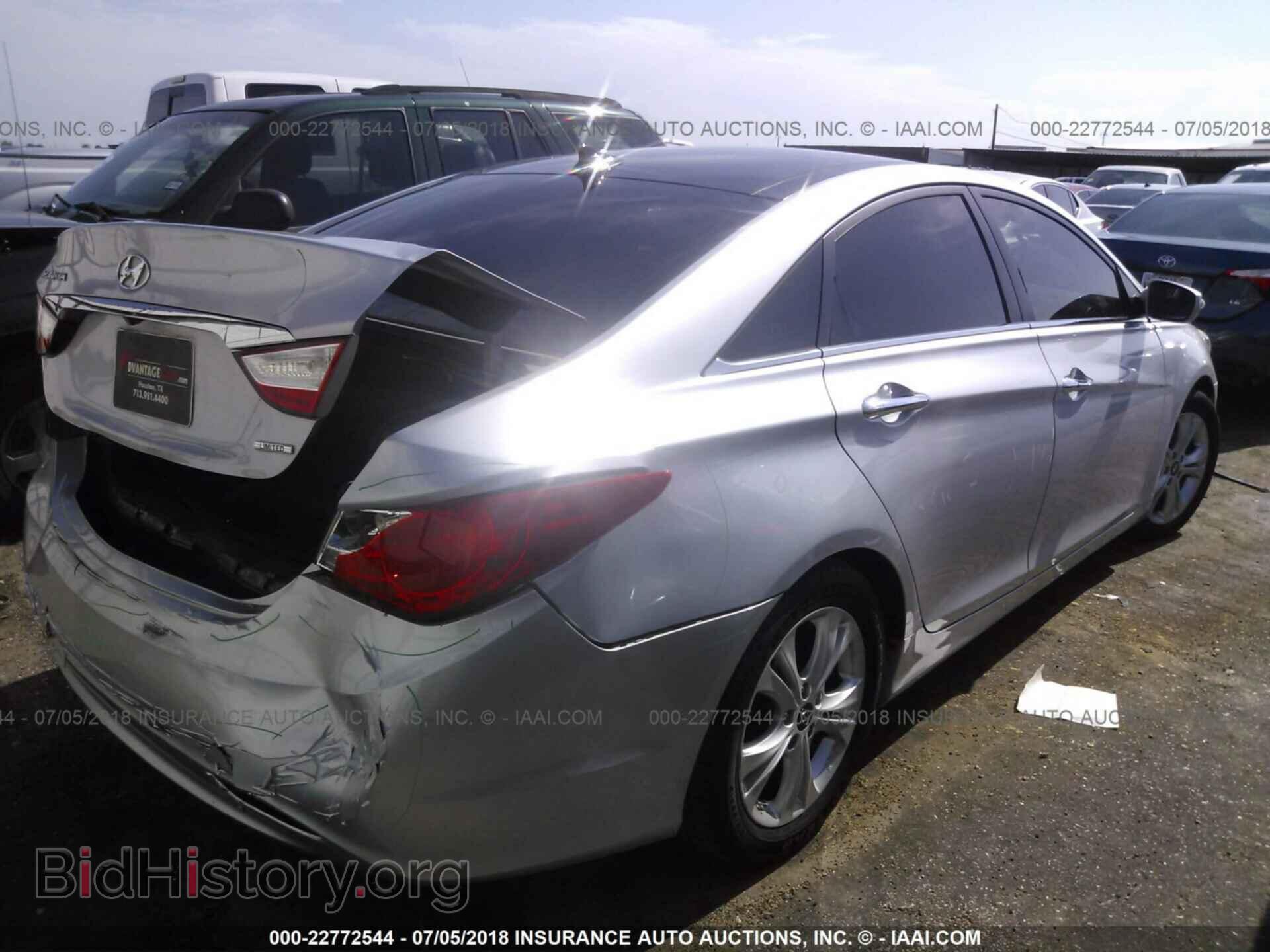 2012 Hyundai Sonata - VIN: 5NPEC4AC2CH366918 - Фото 4