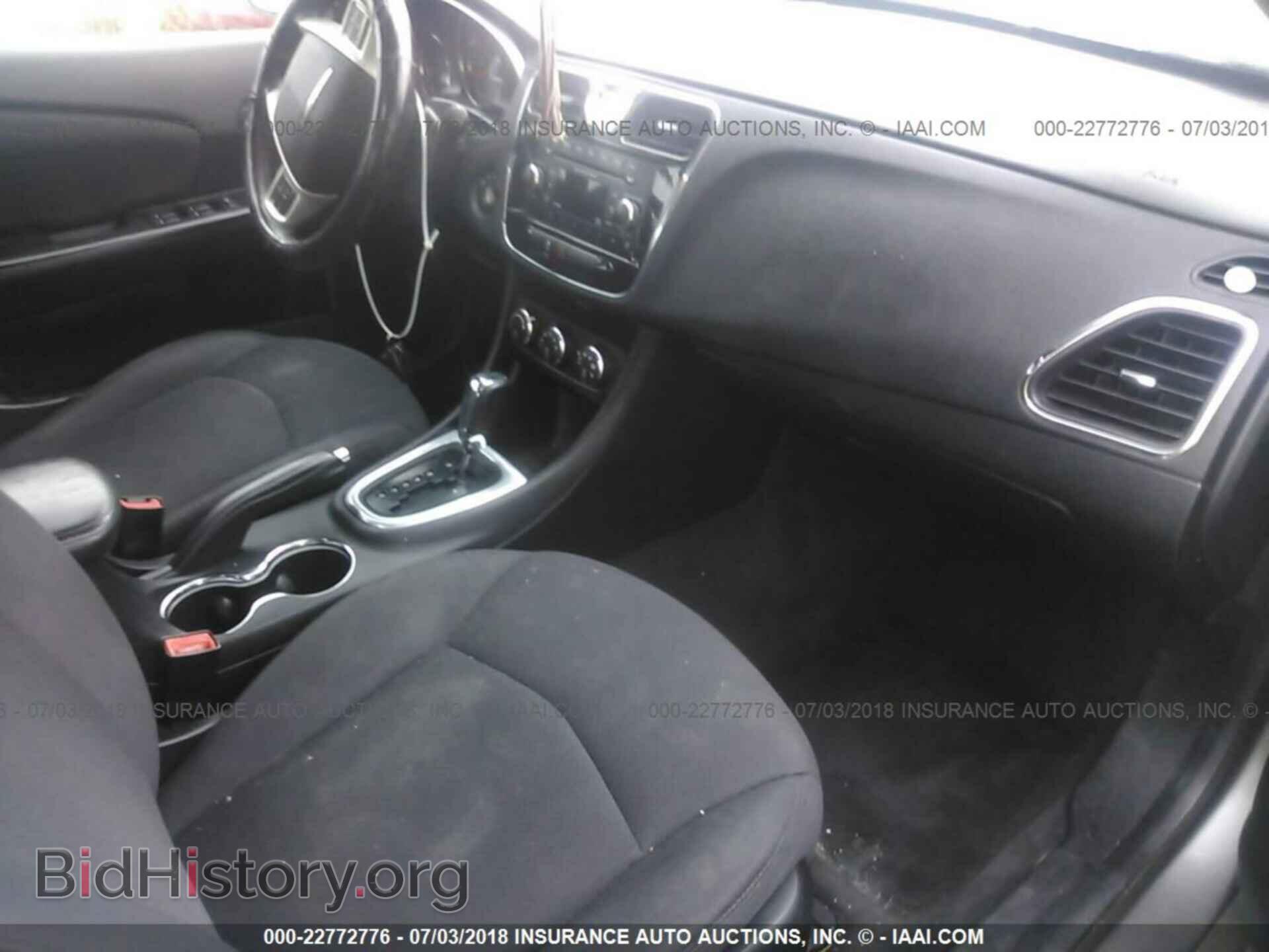 2013 Chrysler 200 - VIN: 1C3CCBBB4DN656133 - Photo 5