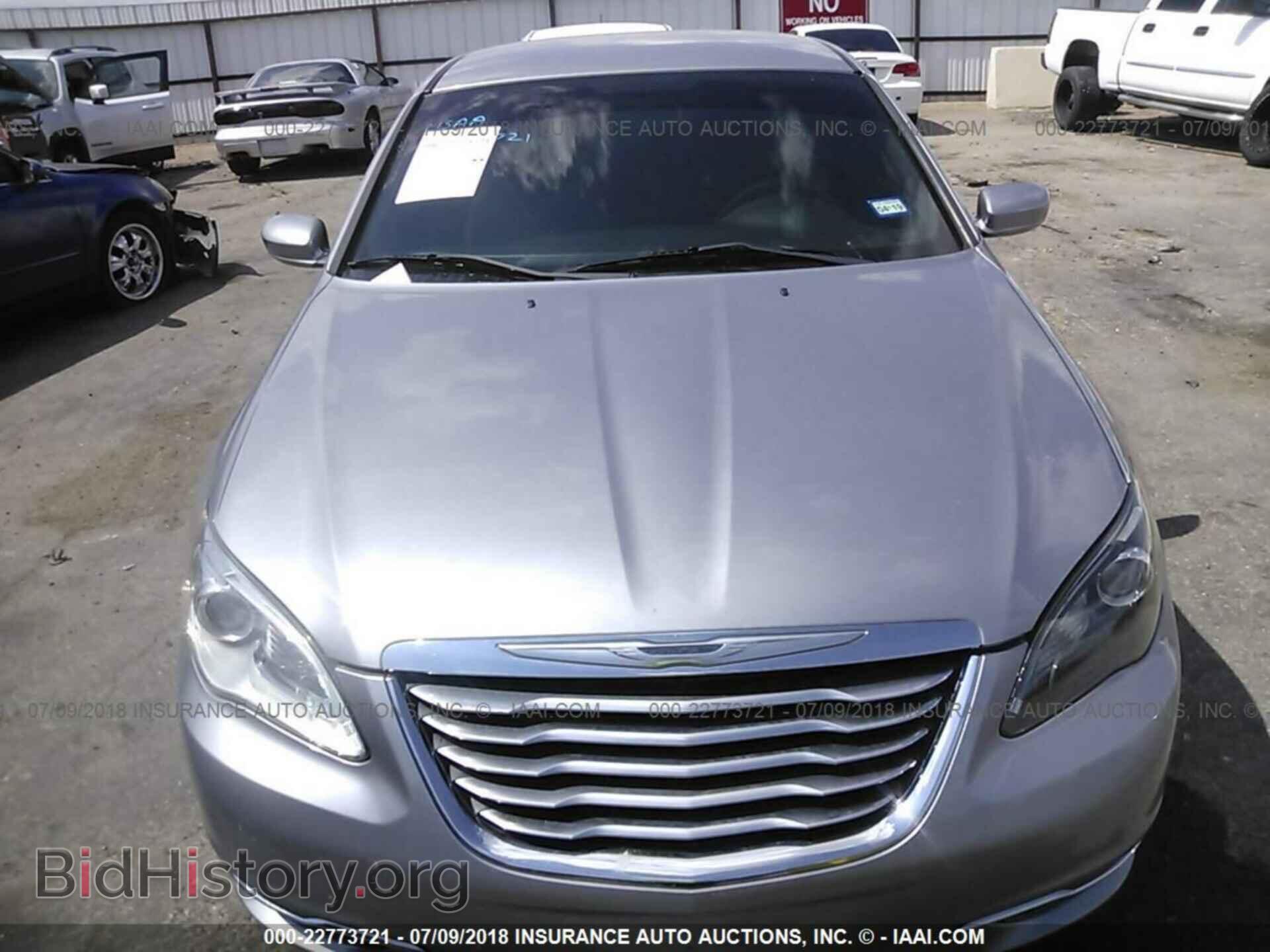 2014 Chrysler 200 - VIN: 1C3CCBBG9EN107024 - Photo 6