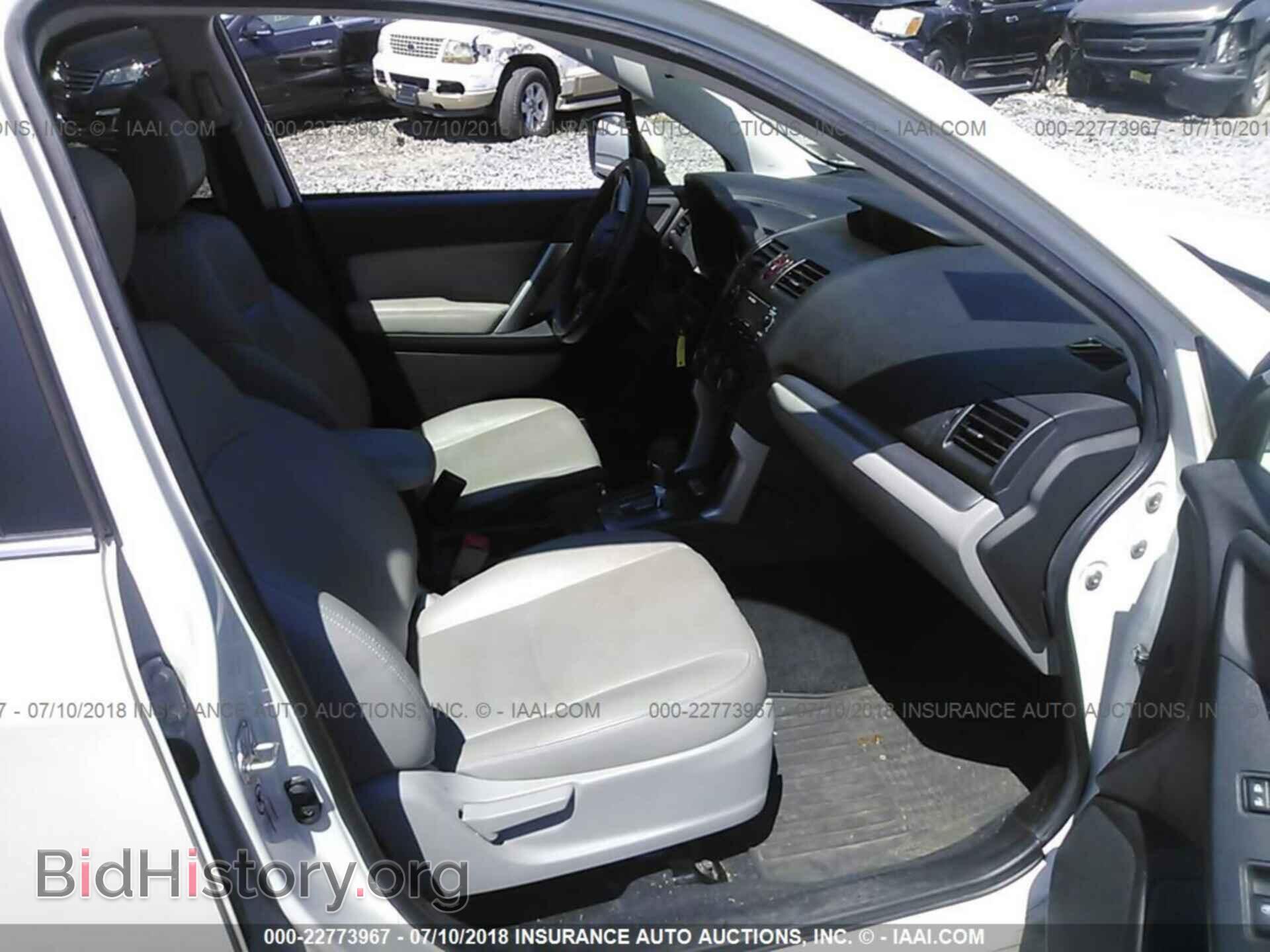 2014 Subaru Forester - VIN: JF2SJAHC6EH536519 - Фото 5