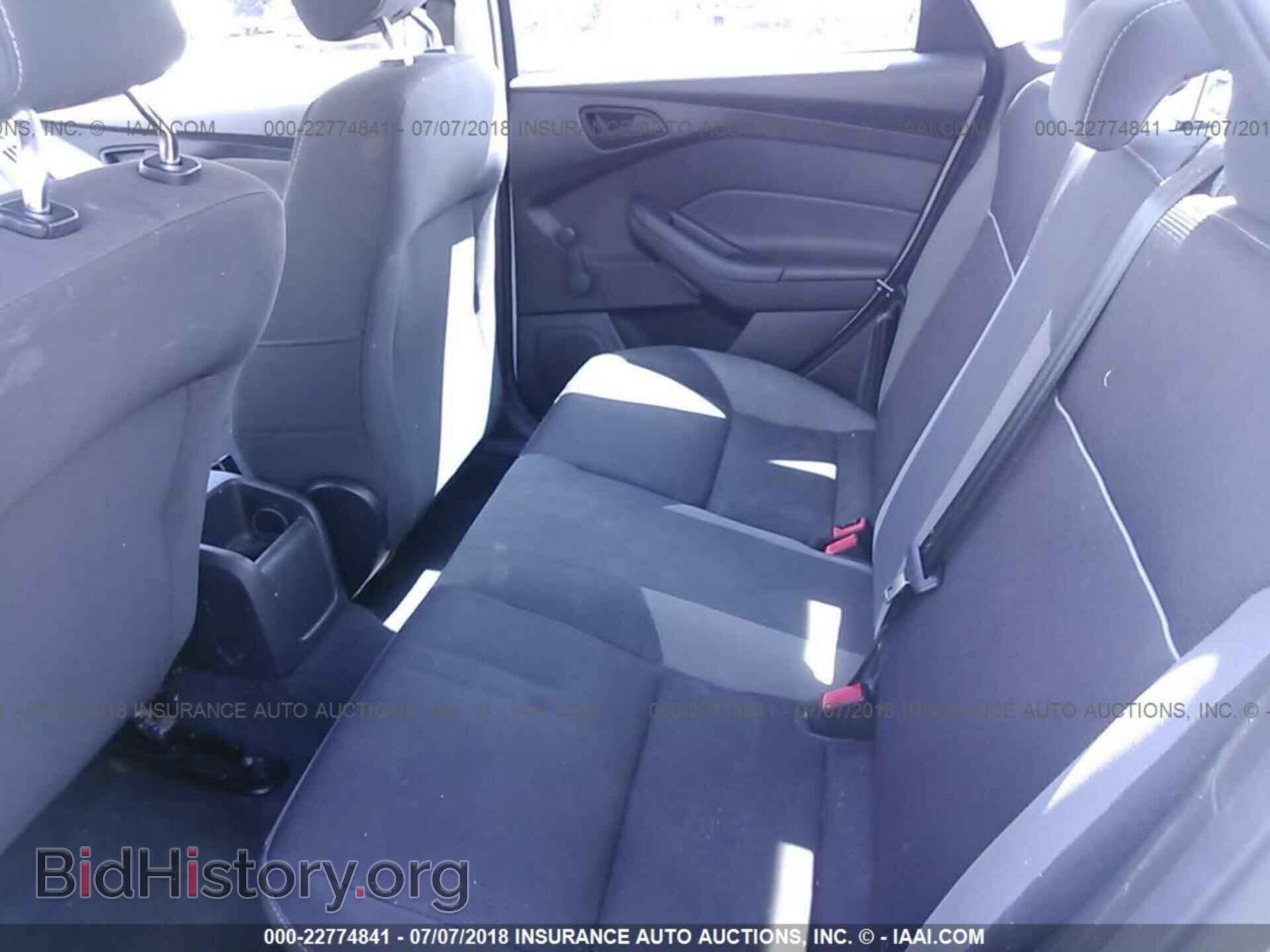 2014 Ford Focus - VIN: 1FADP3E28EL340615 - Фото 8