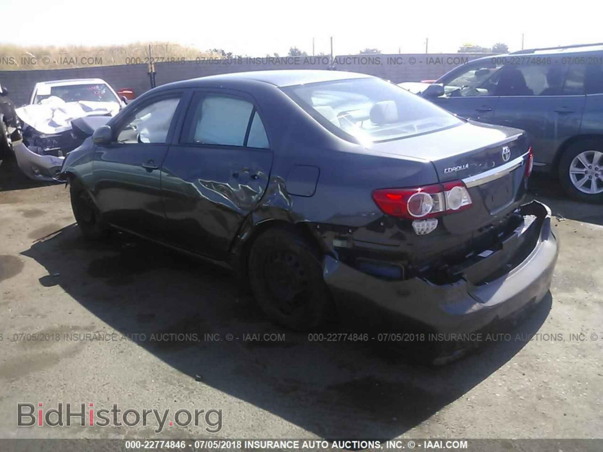 2013 Toyota Corolla - VIN: 2T1BU4EEXDC120117 - Photo 3