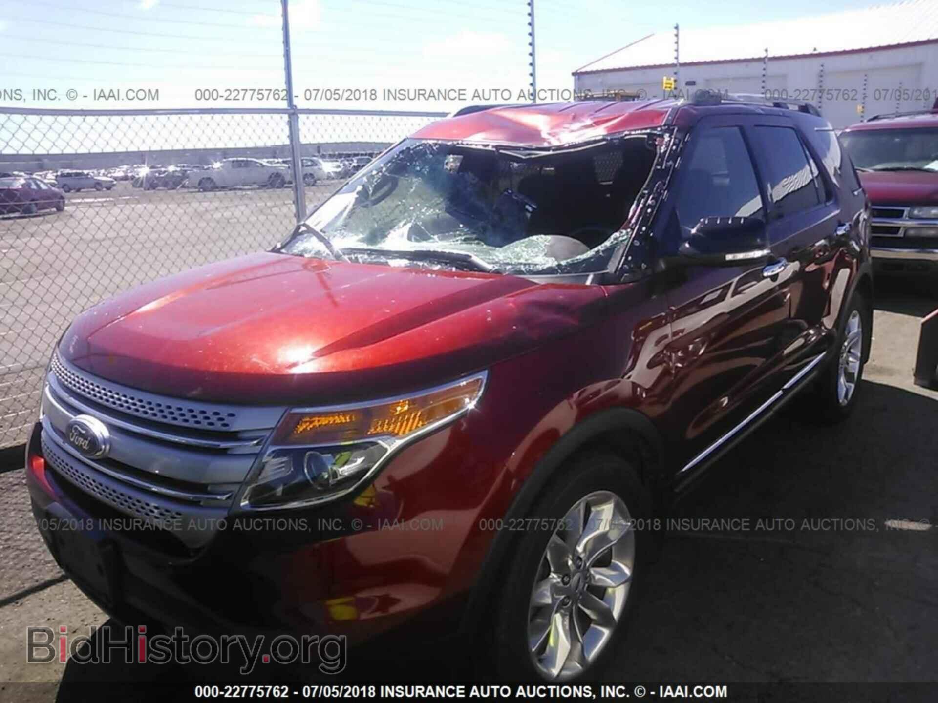 2014 Ford Explorer - VIN: 1FM5K8D89EGA90273 - Фото 2