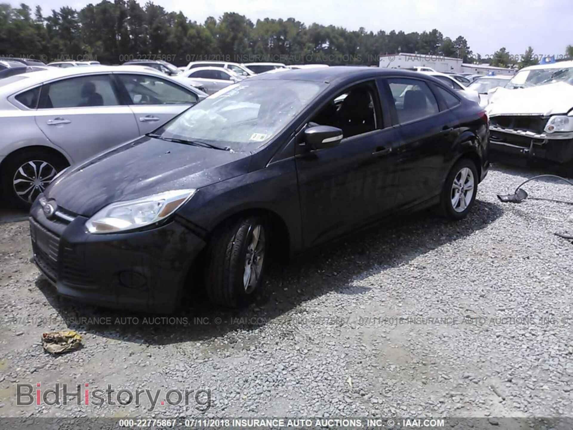 2014 Ford Focus - VIN: 1FADP3F25EL417293 - Фото 2