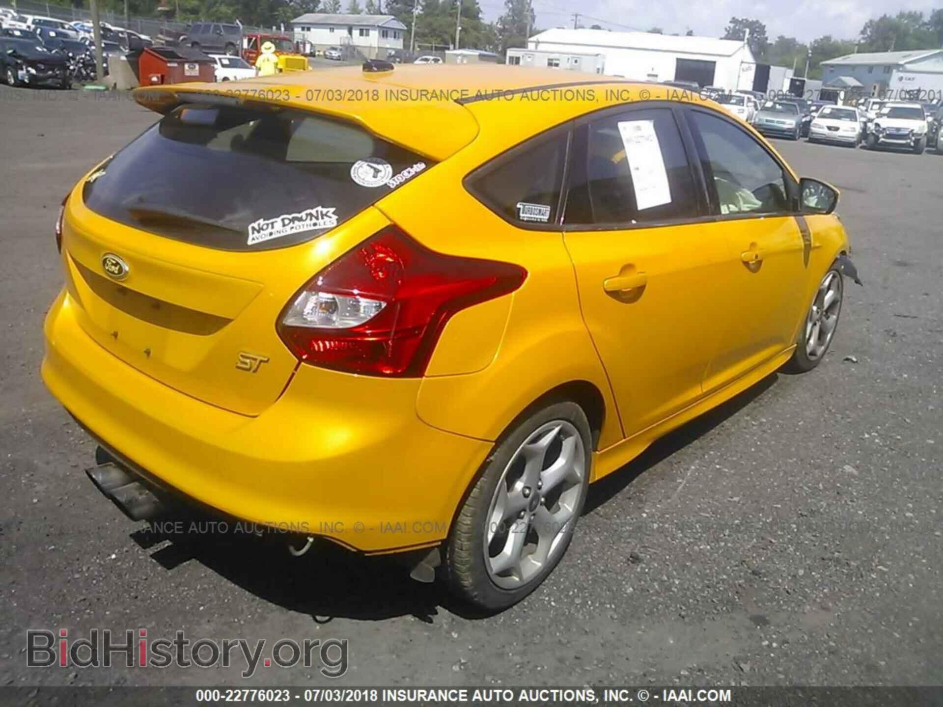 2013 Ford Focus - VIN: 1FADP3L98DL364539 - Photo 4