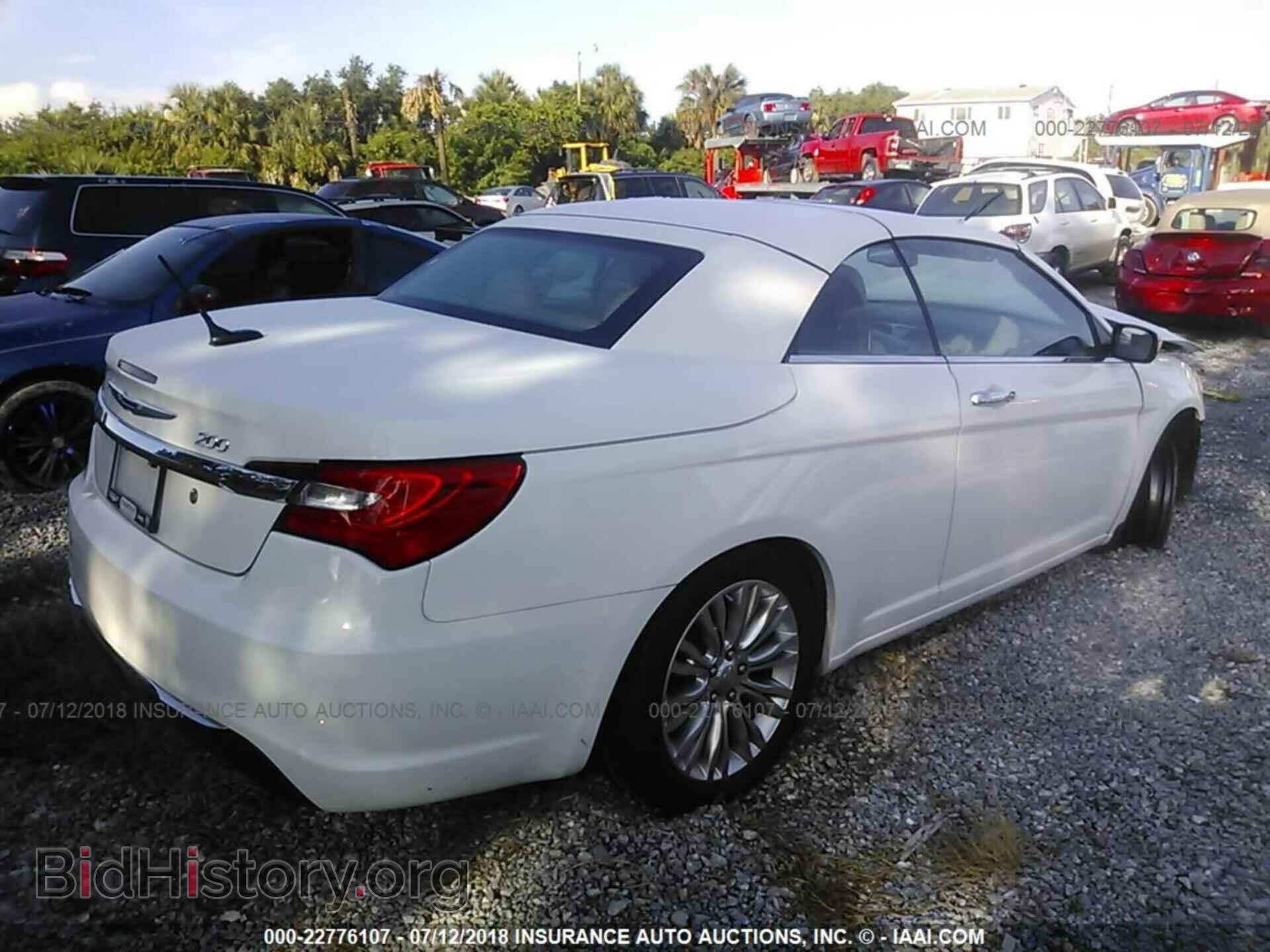 2012 Chrysler 200 - VIN: 1C3BCBFG4CN233617 - Photo 4