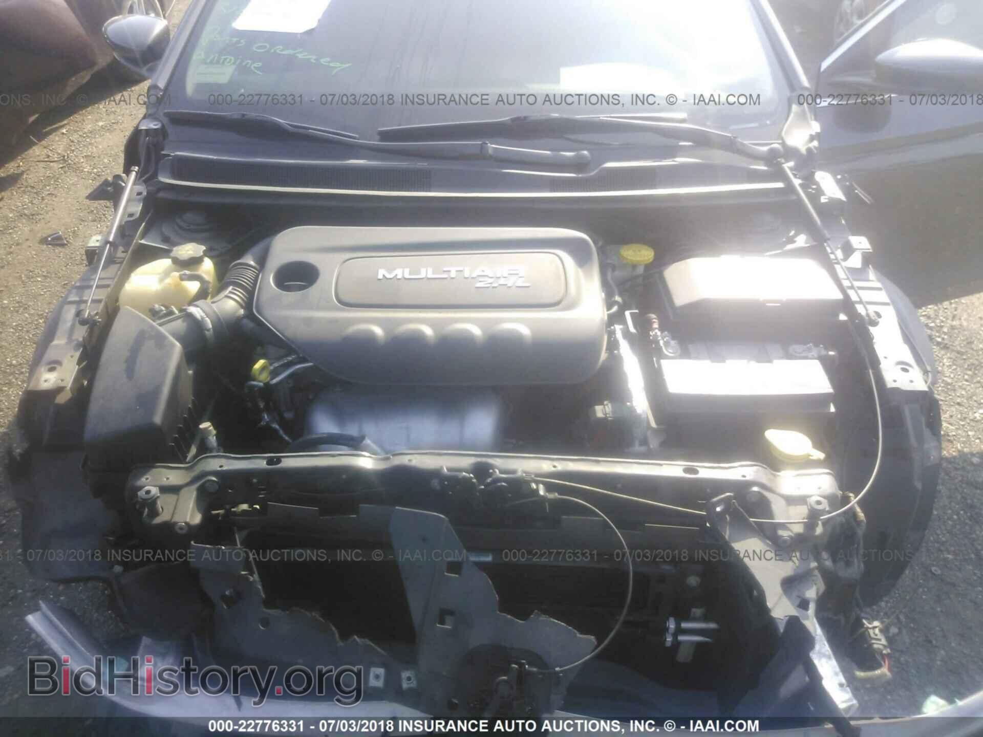 2015 Chrysler 200 - VIN: 1C3CCCAB9FN580046 - Фото 10