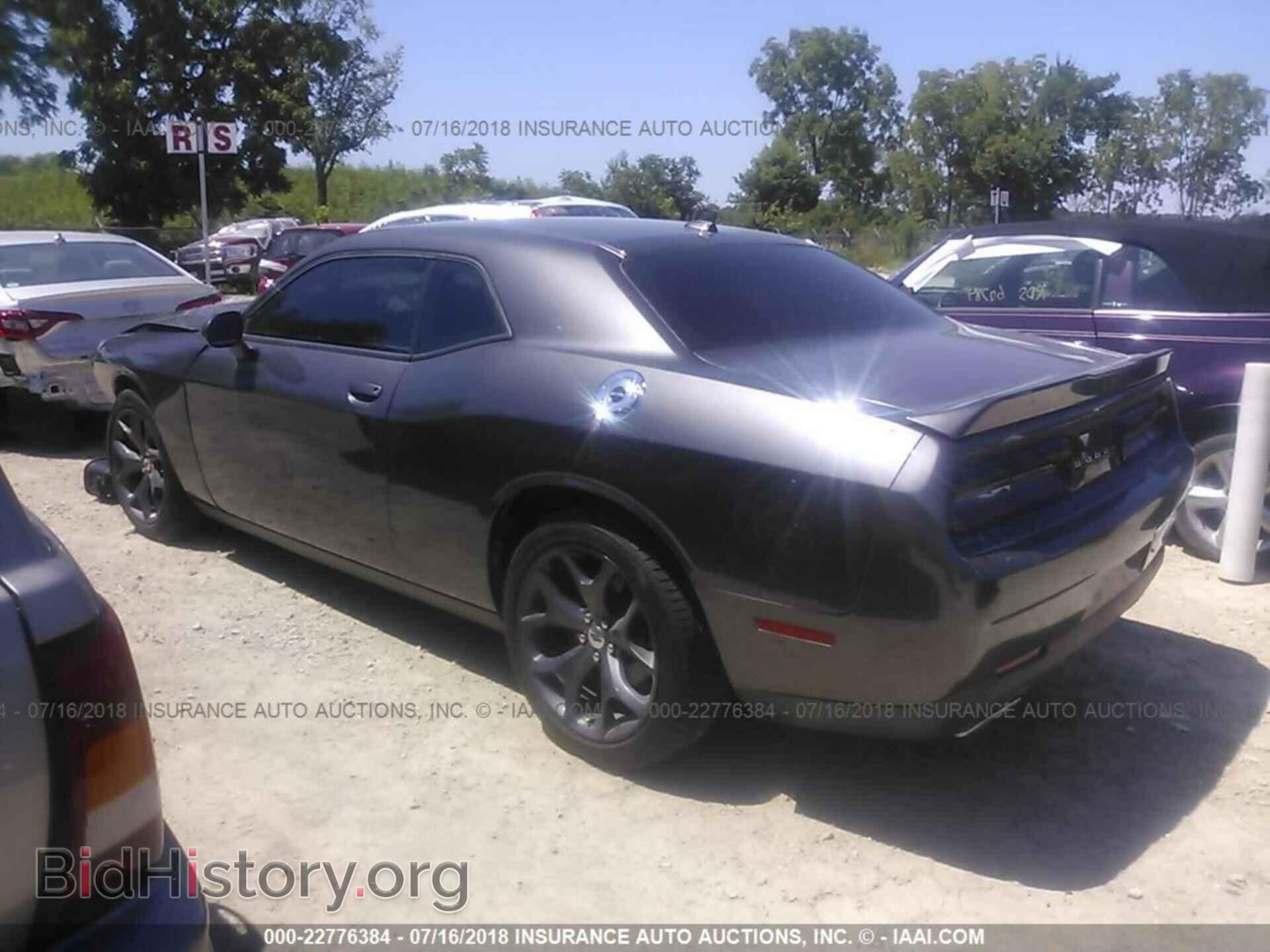 2018 Dodge Challenger - VIN: 2C3CDZAG3JH276756 - Photo 3