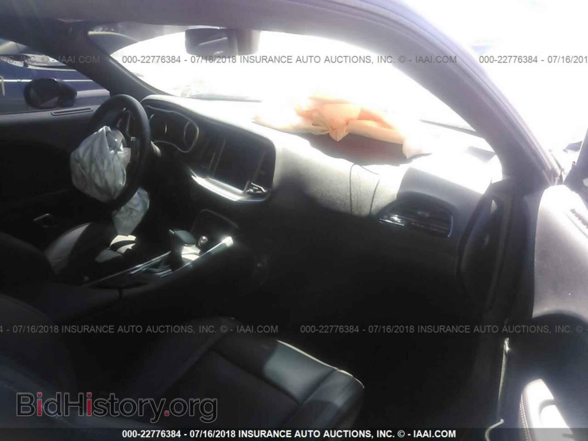 2018 Dodge Challenger - VIN: 2C3CDZAG3JH276756 - Photo 5