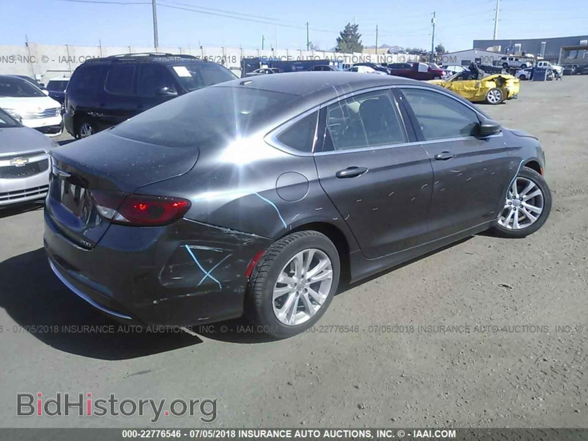 2016 Chrysler 200 - VIN: 1C3CCCAB2GN154023 - Photo 4