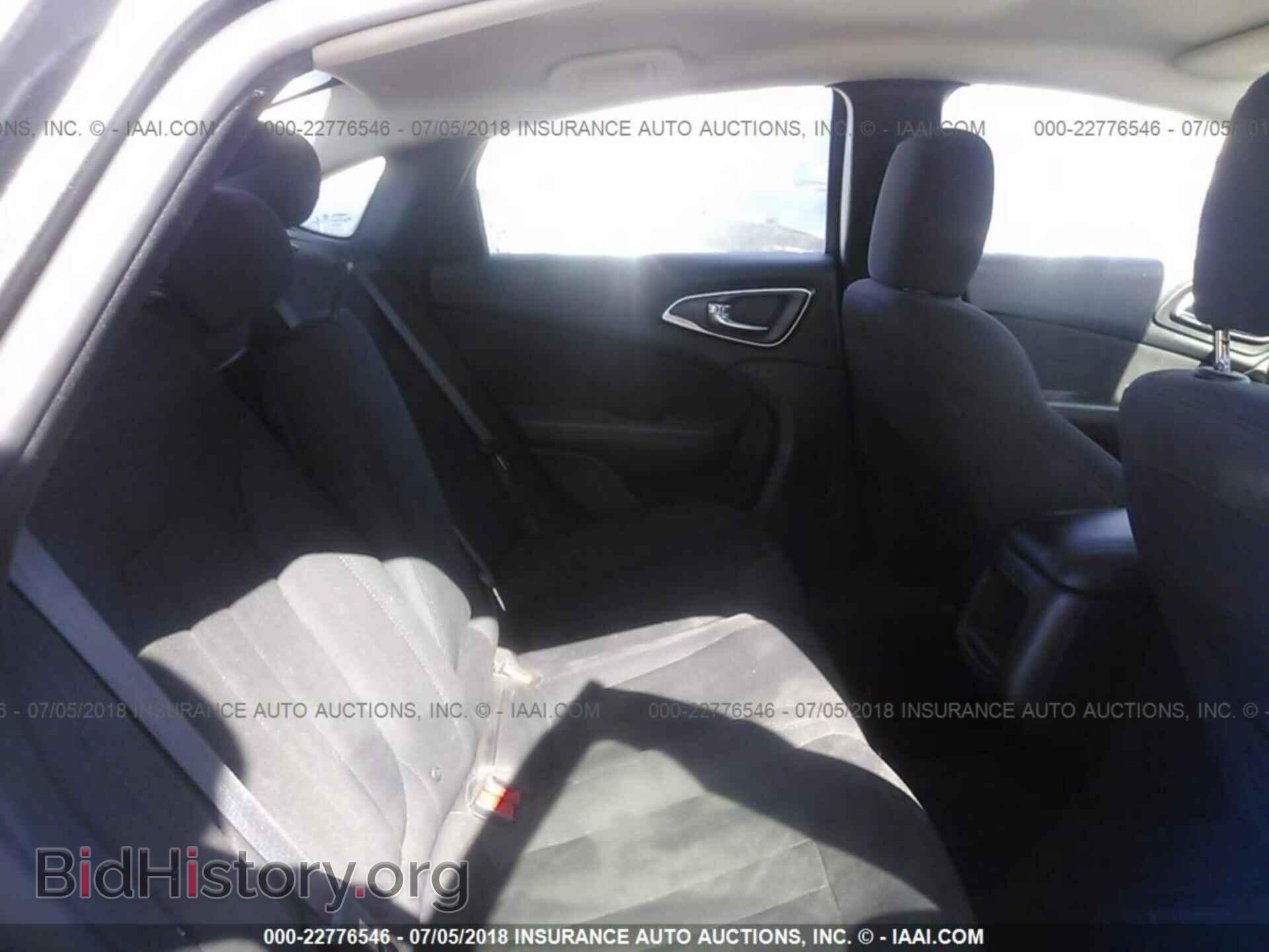 2016 Chrysler 200 - VIN: 1C3CCCAB2GN154023 - Photo 8