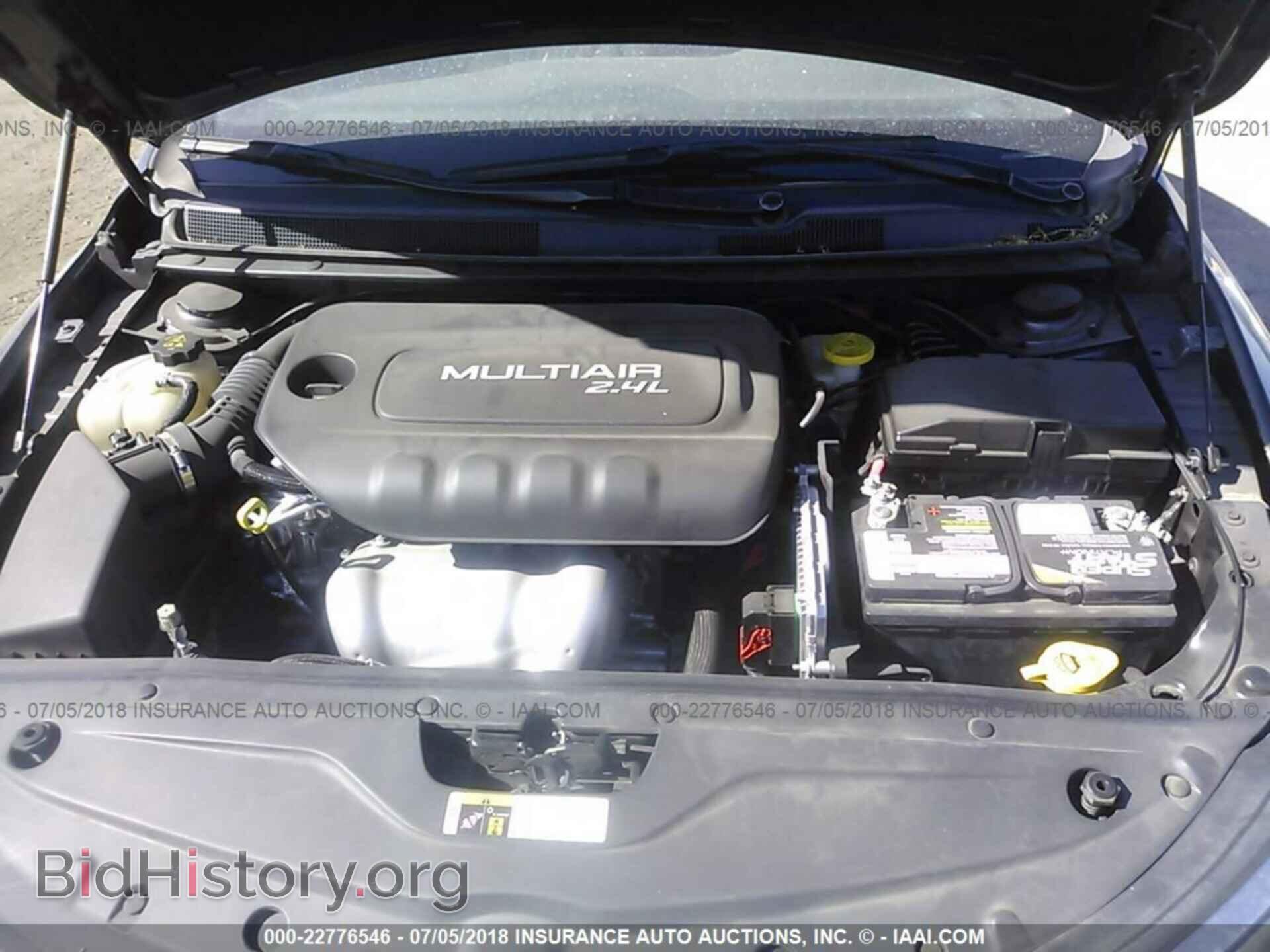 2016 Chrysler 200 - VIN: 1C3CCCAB2GN154023 - Photo 10