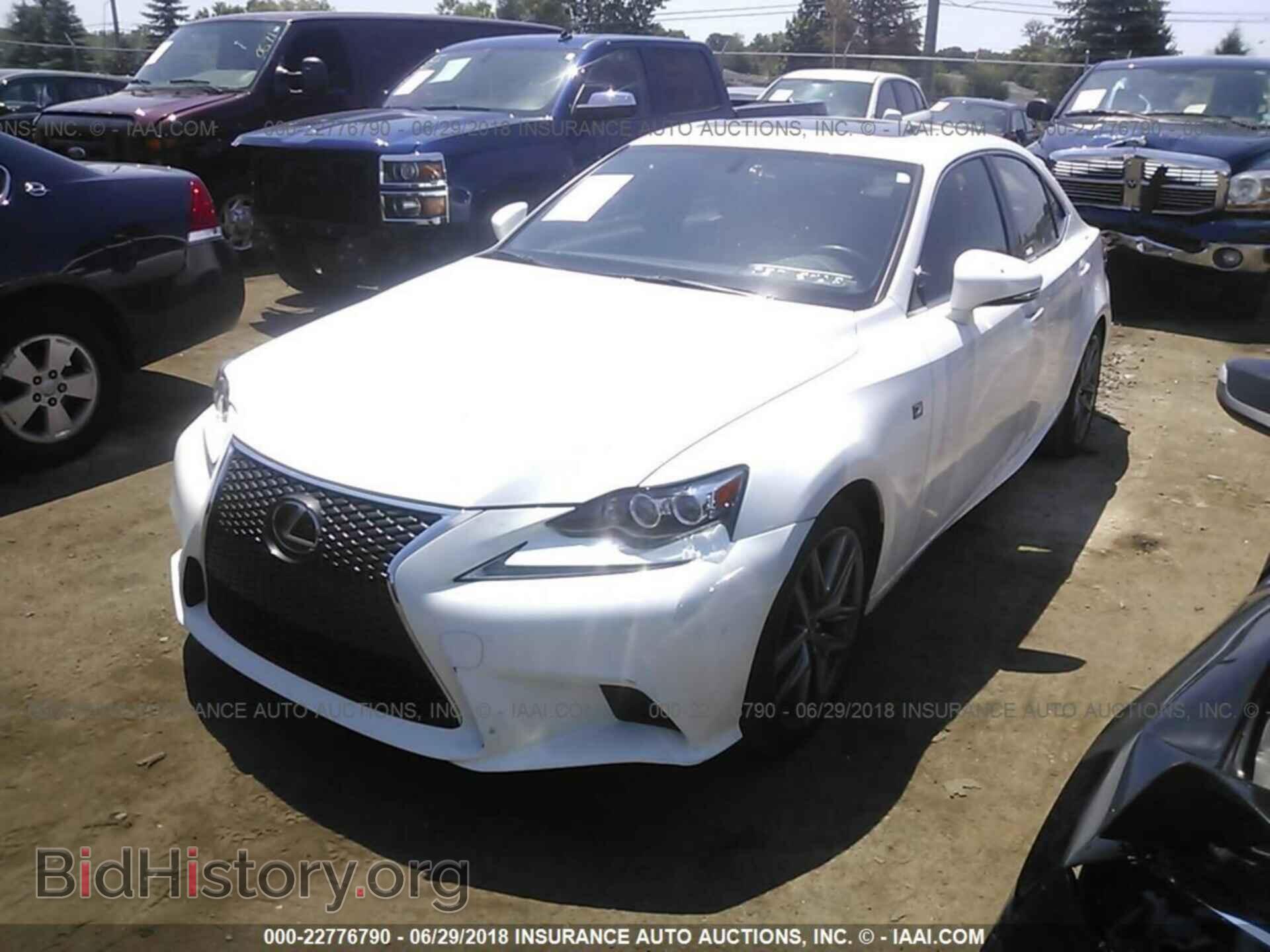 2015 Lexus Is - VIN: JTHCF1D22F5016692 - Photo 2