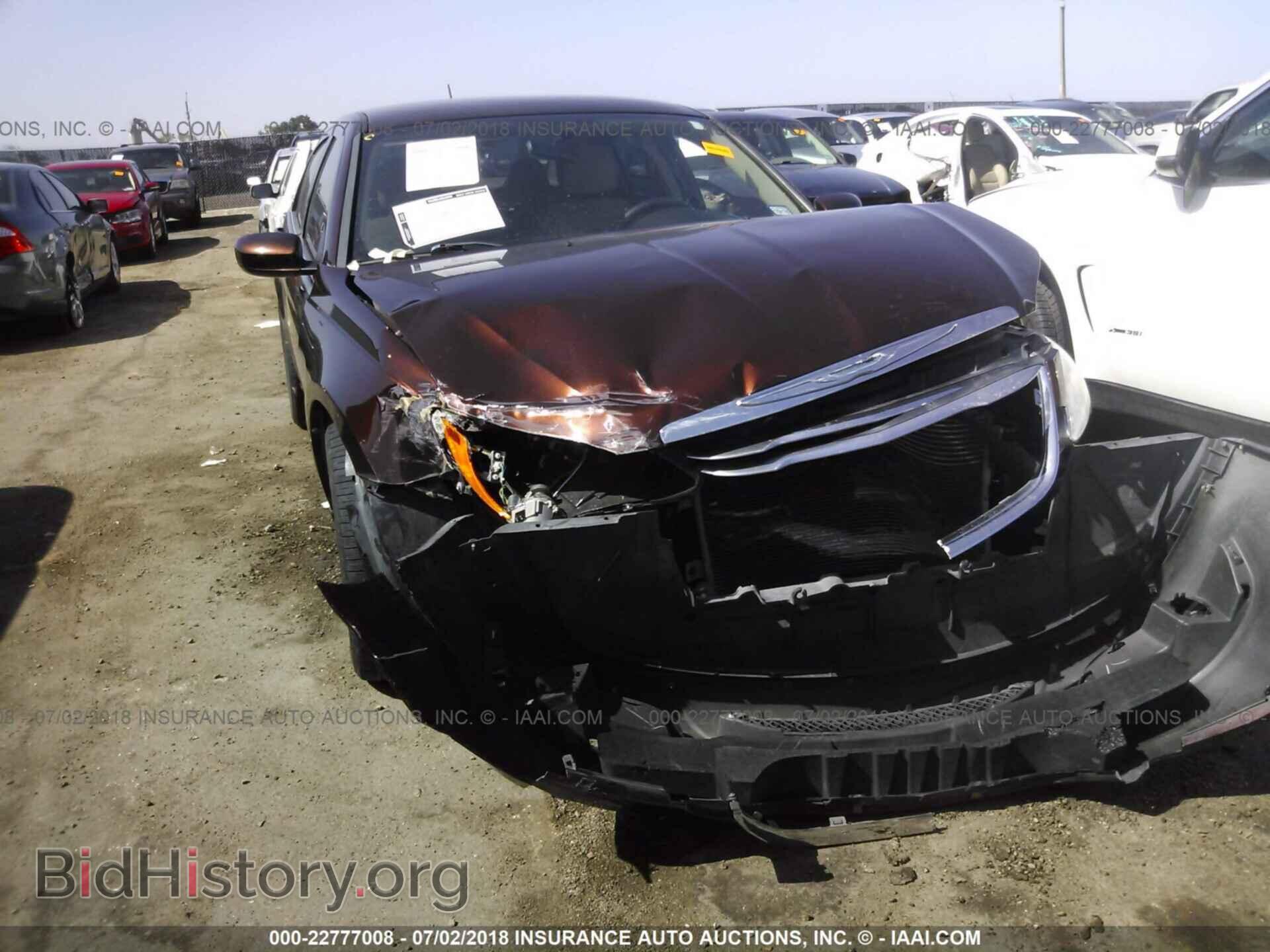 2013 Chrysler 200 - VIN: 1C3CCBAG1DN758700 - Фото 6