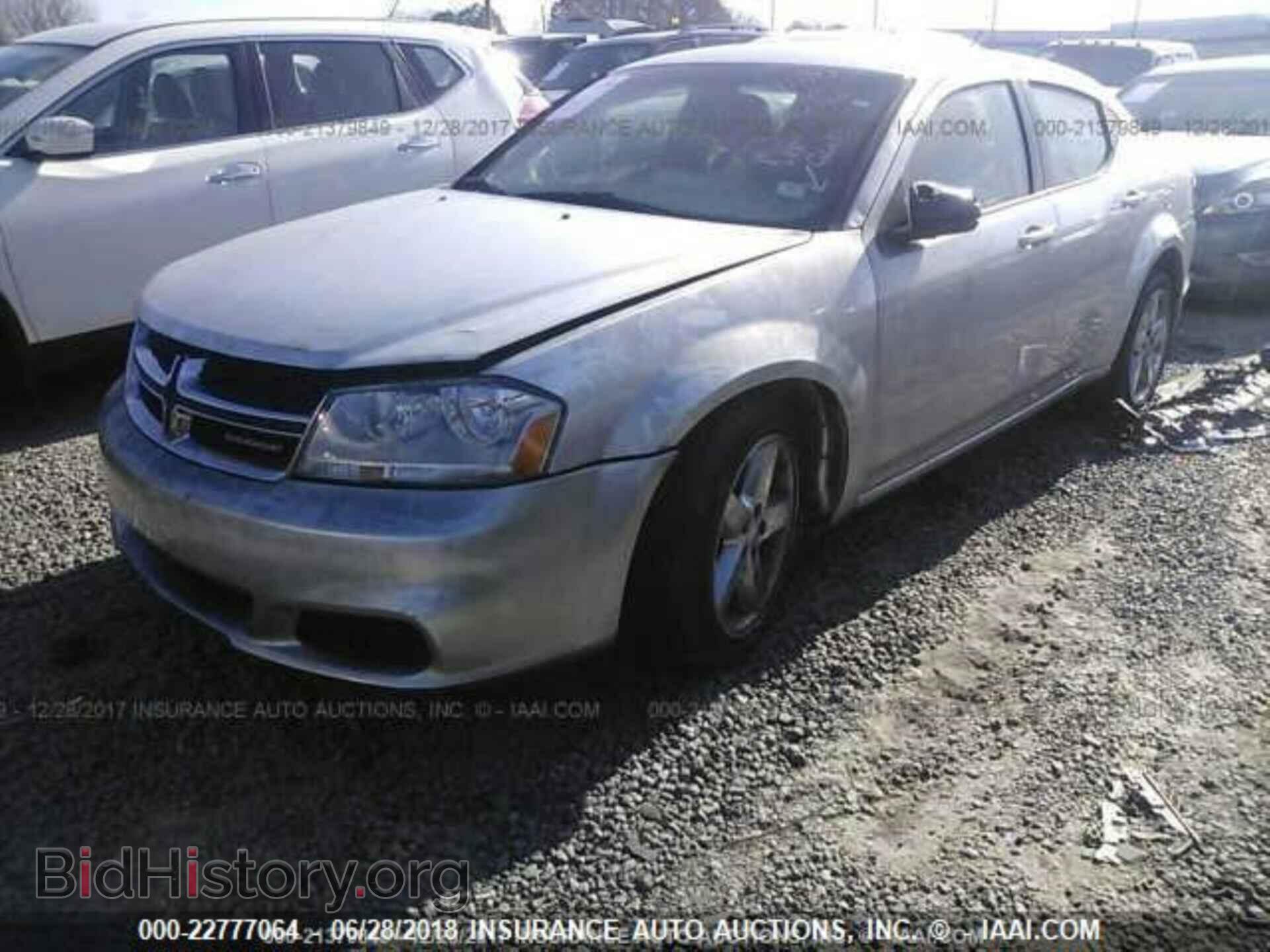 2011 Dodge Avenger - VIN: 1B3BD1FB5BN554458 - Фото 2