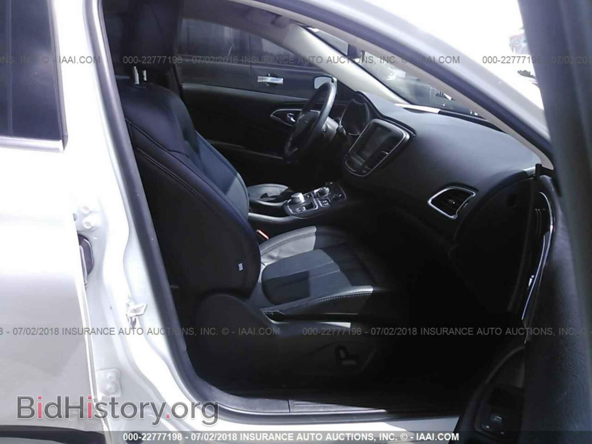 2015 Chrysler 200 - VIN: 1C3CCCCB2FN501135 - Фото 5
