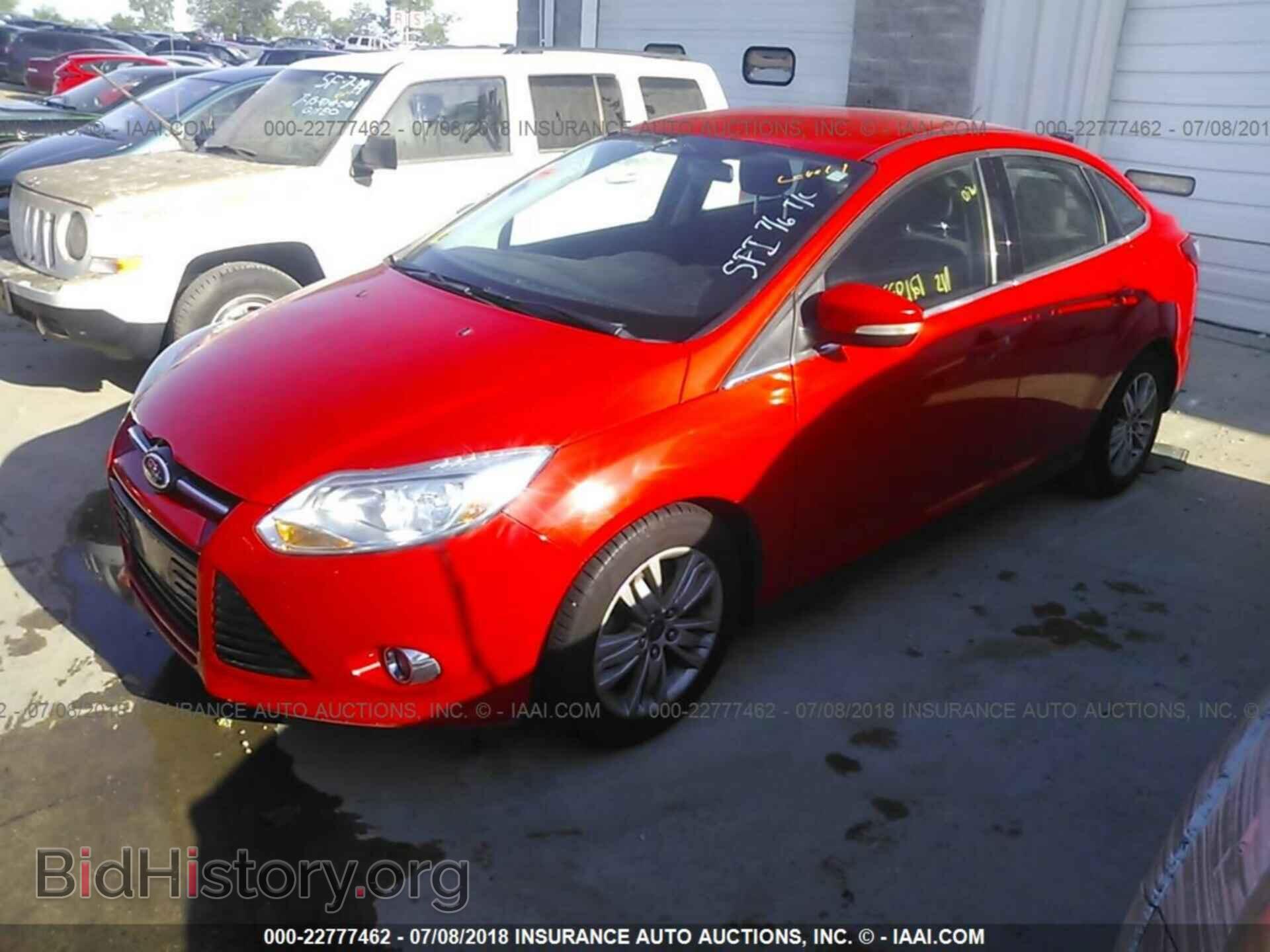 2012 Ford Focus - VIN: 1FAHP3H29CL330878 - Photo 2