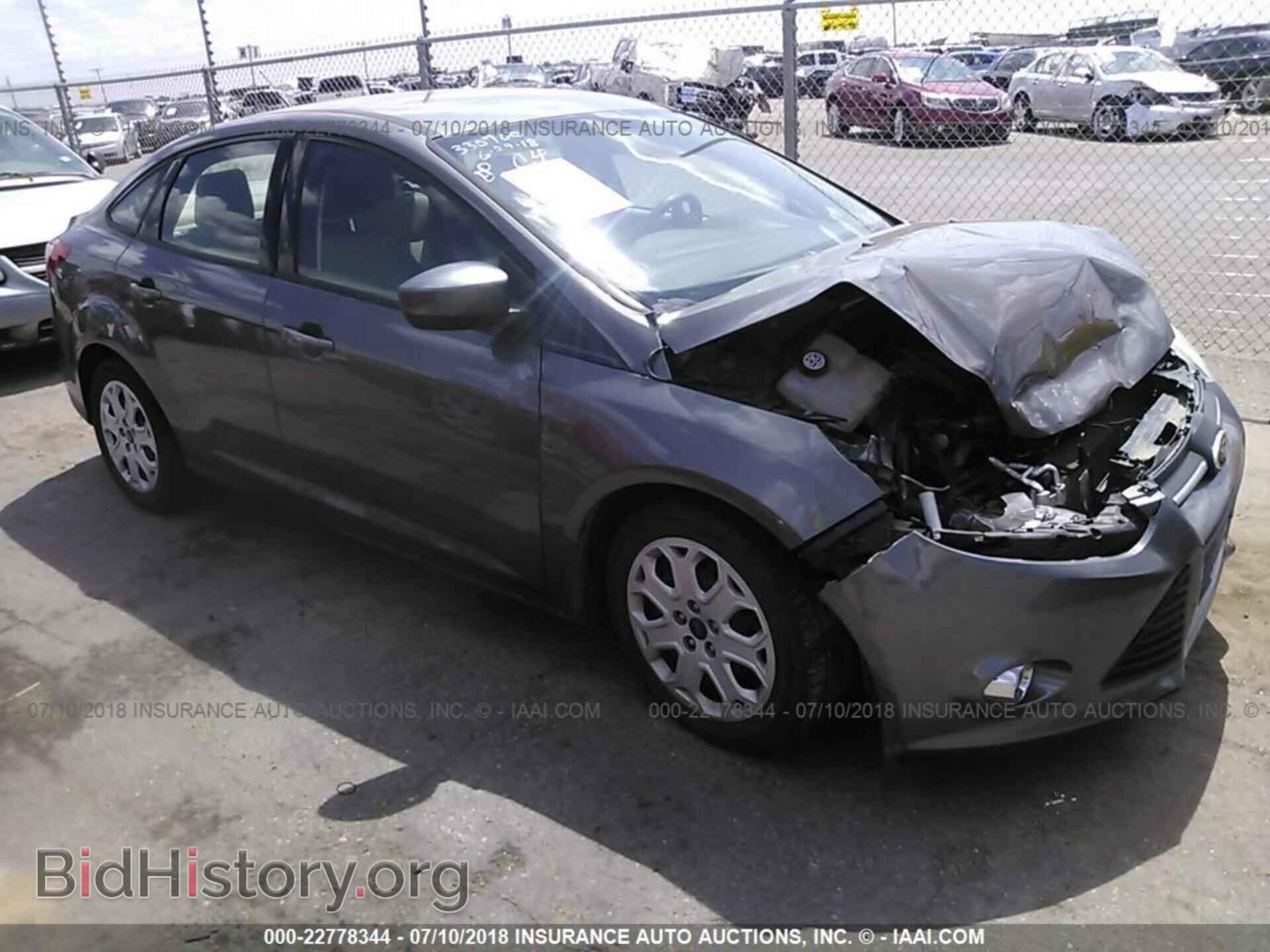 Photo 1FAHP3F29CL456726 - Ford Focus 2012