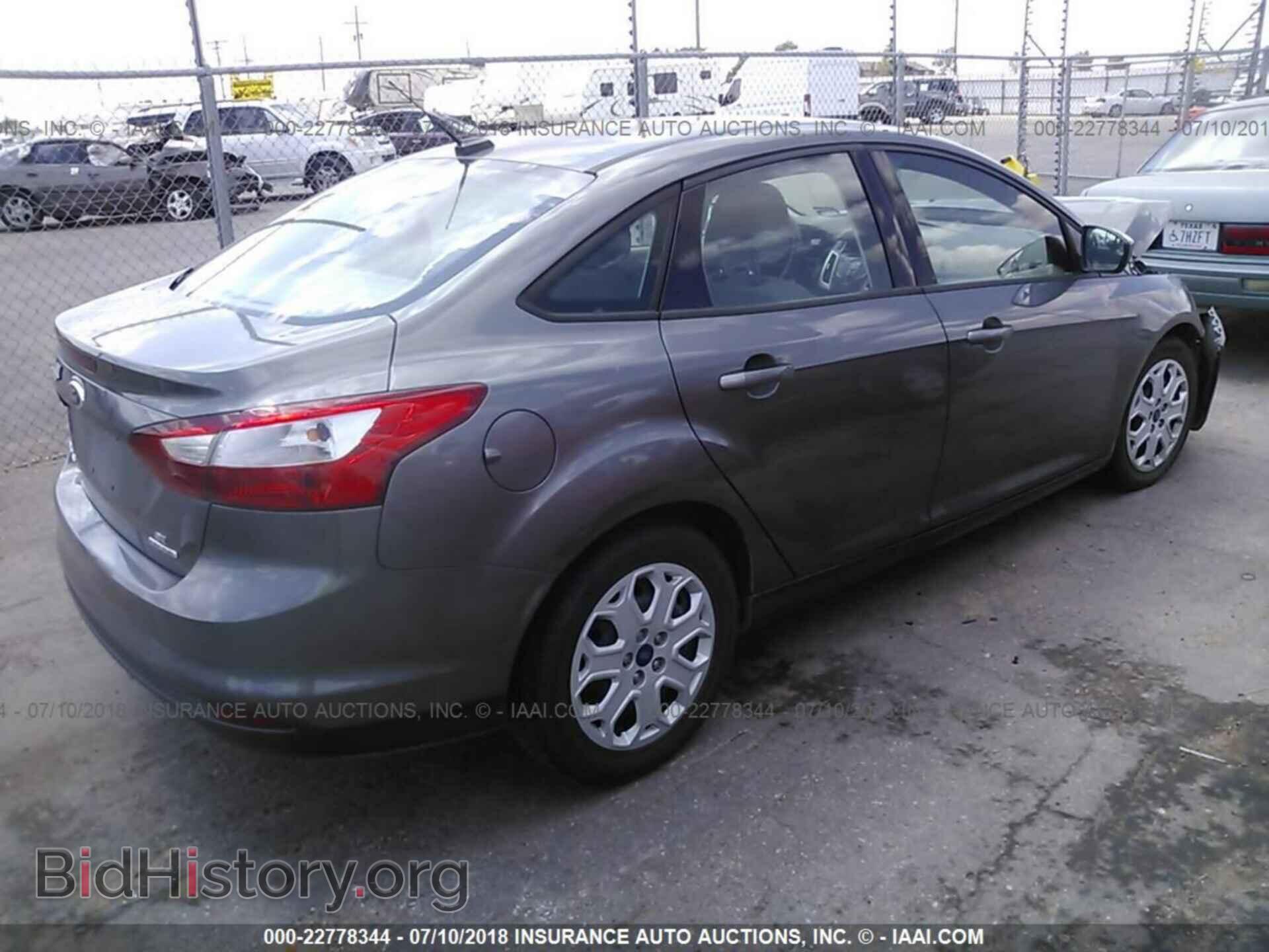 2012 Ford Focus - VIN: 1FAHP3F29CL456726 - Фото 4
