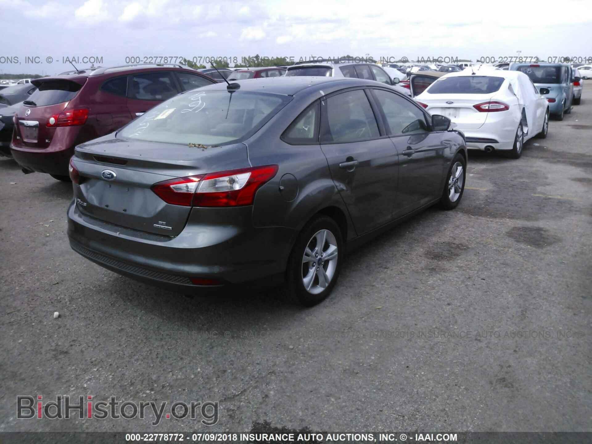 2013 Ford Focus - VIN: 1FADP3F29DL359624 - Photo 4
