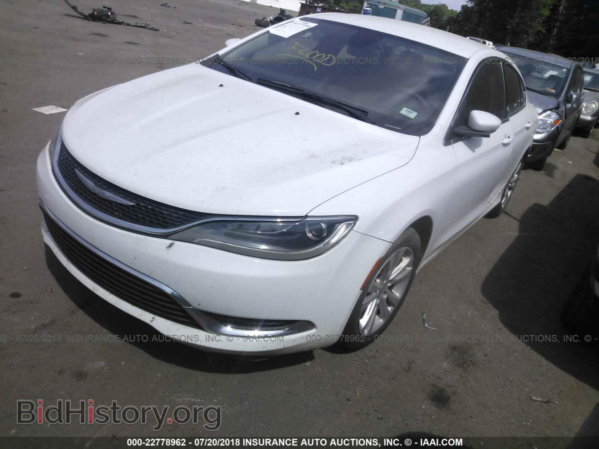 2015 Chrysler 200 - VIN: 1C3CCCAB0FN571932 - Фото 2