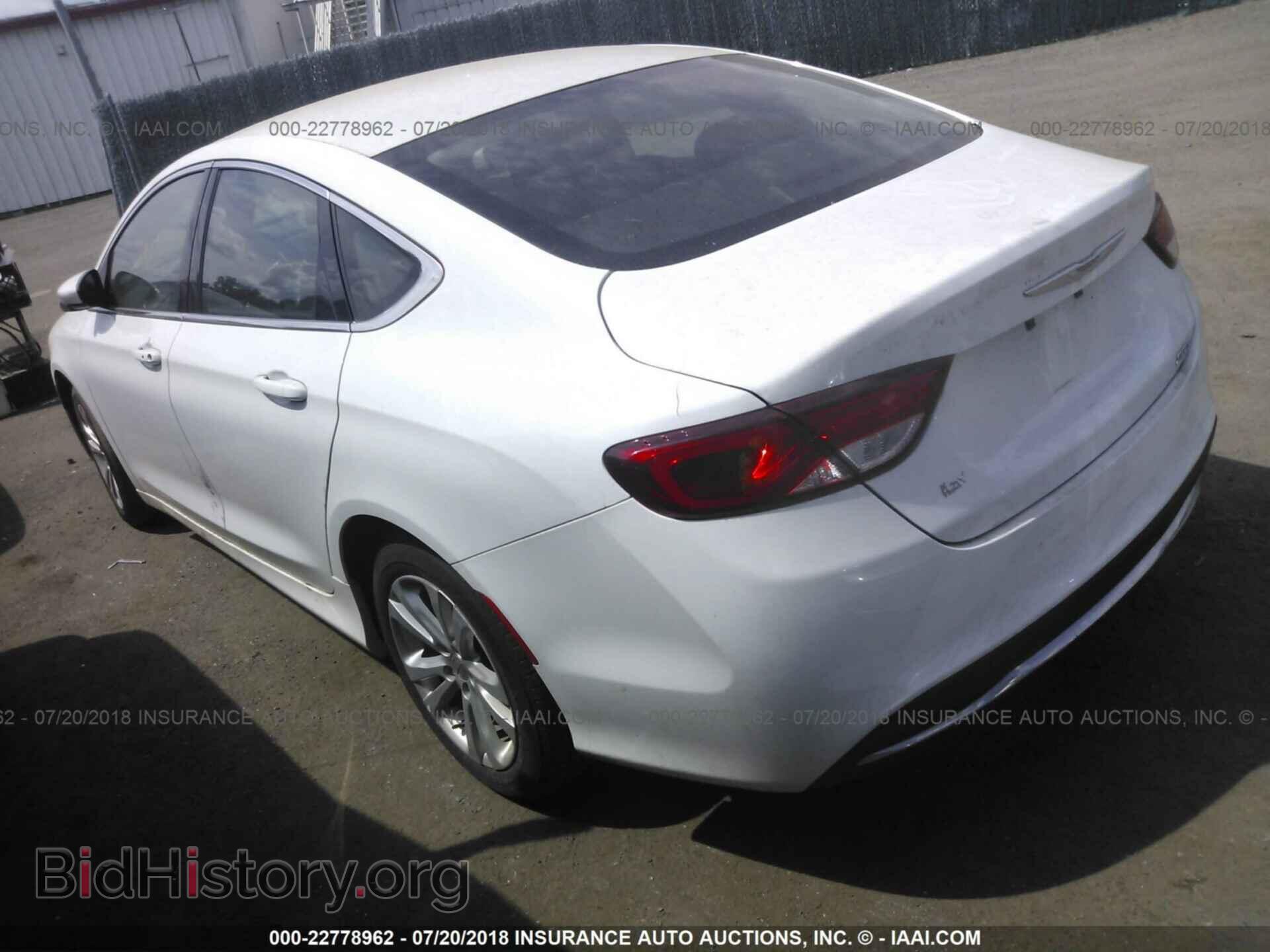 2015 Chrysler 200 - VIN: 1C3CCCAB0FN571932 - Фото 3
