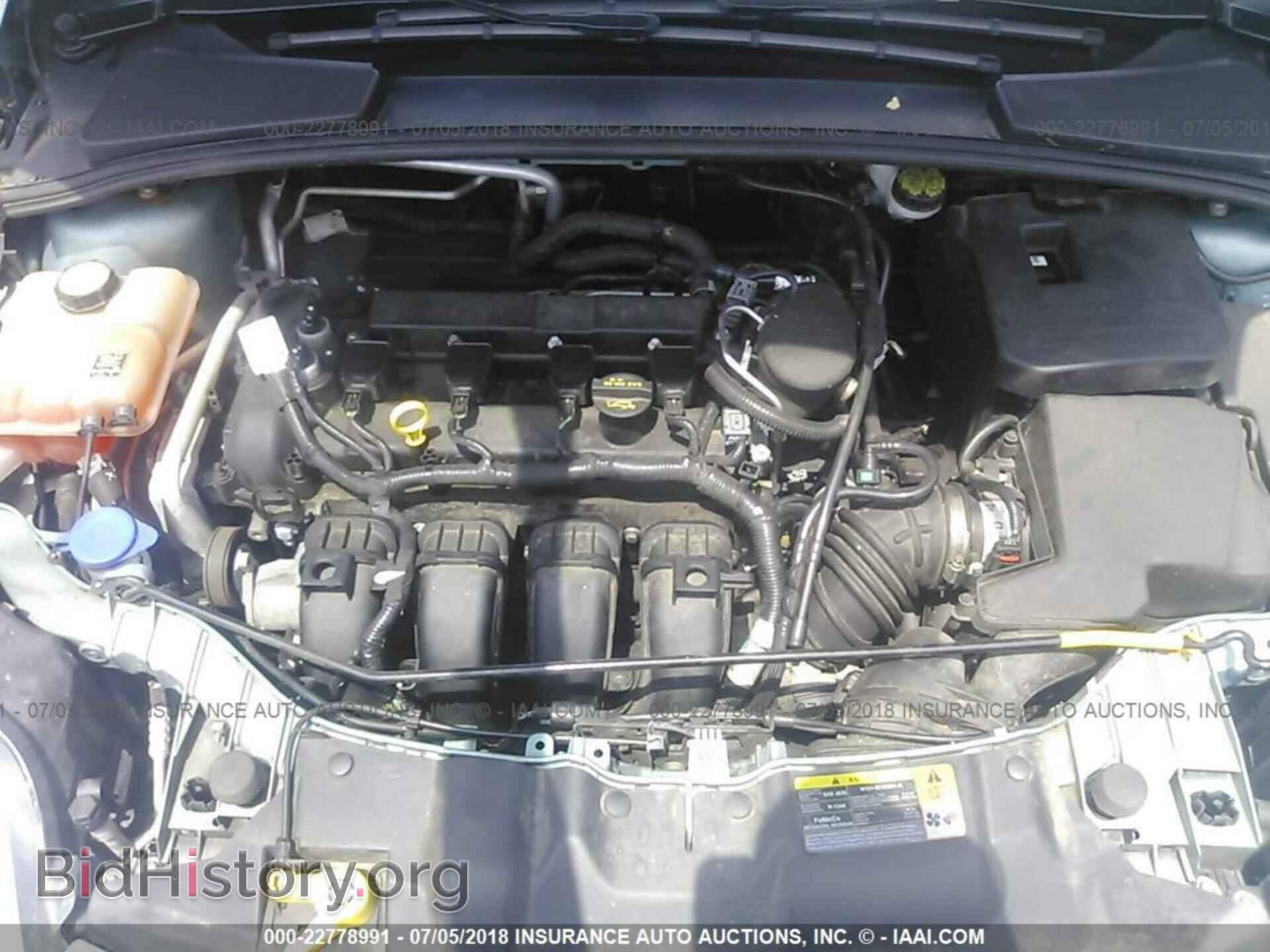 2012 Ford Focus - VIN: 1FAHP3F27CL260090 - Photo 10