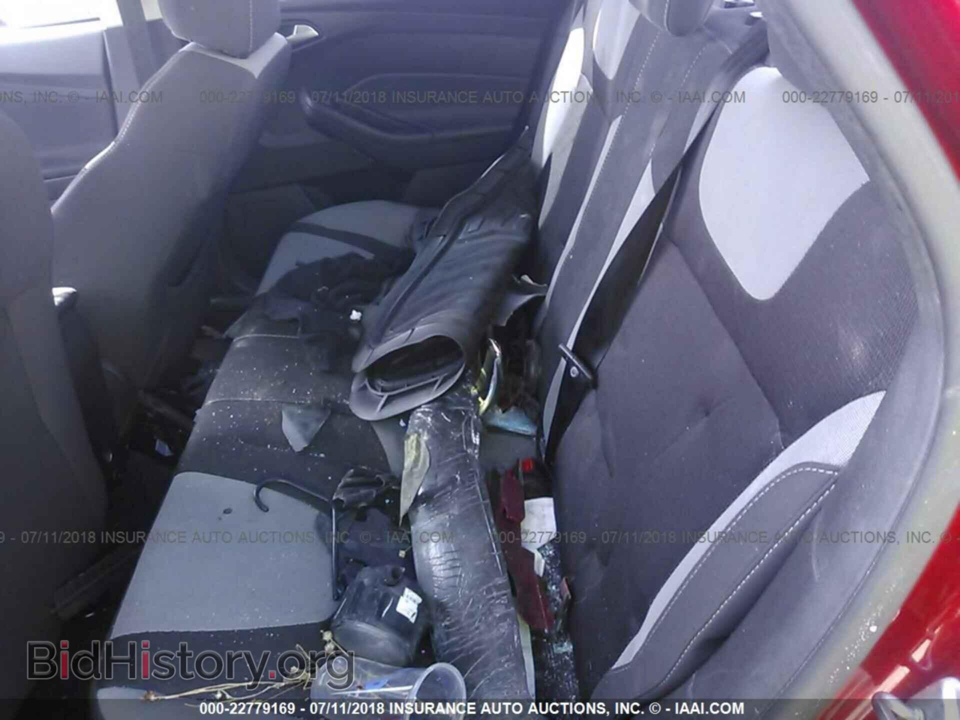 2012 Ford Focus - VIN: 1FAHP3F29CL449873 - Photo 8