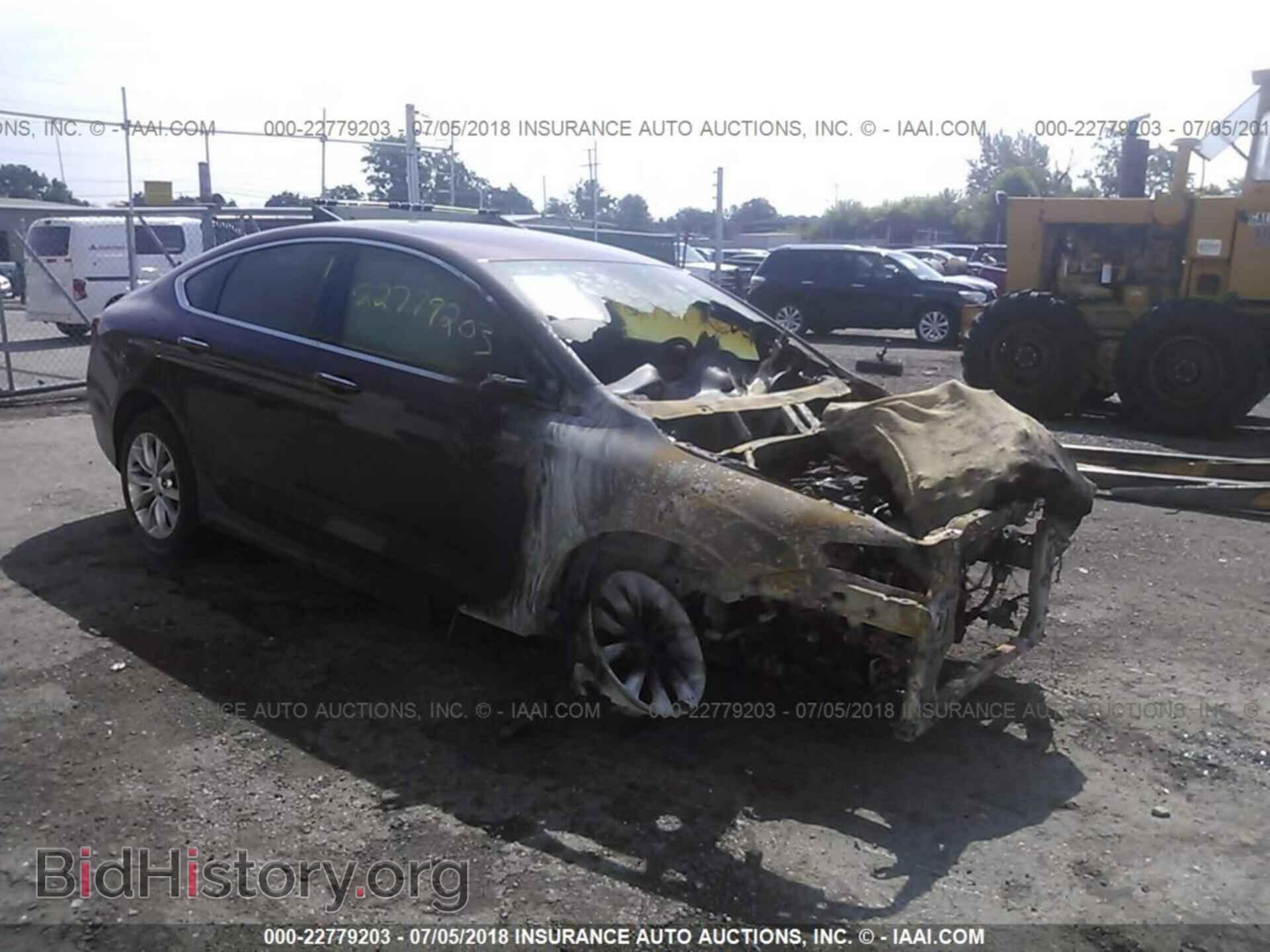 Photo 1C3CCCCB2FN520655 - CHRYSLER 200 2015