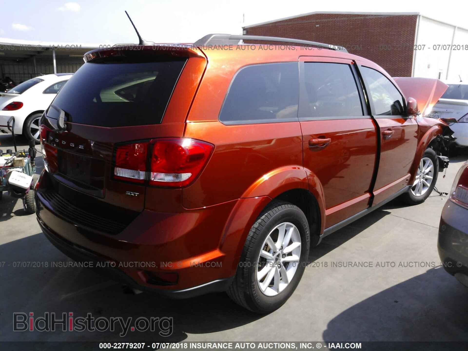2014 Dodge Journey - VIN: 3C4PDCBB6ET198662 - Фото 4