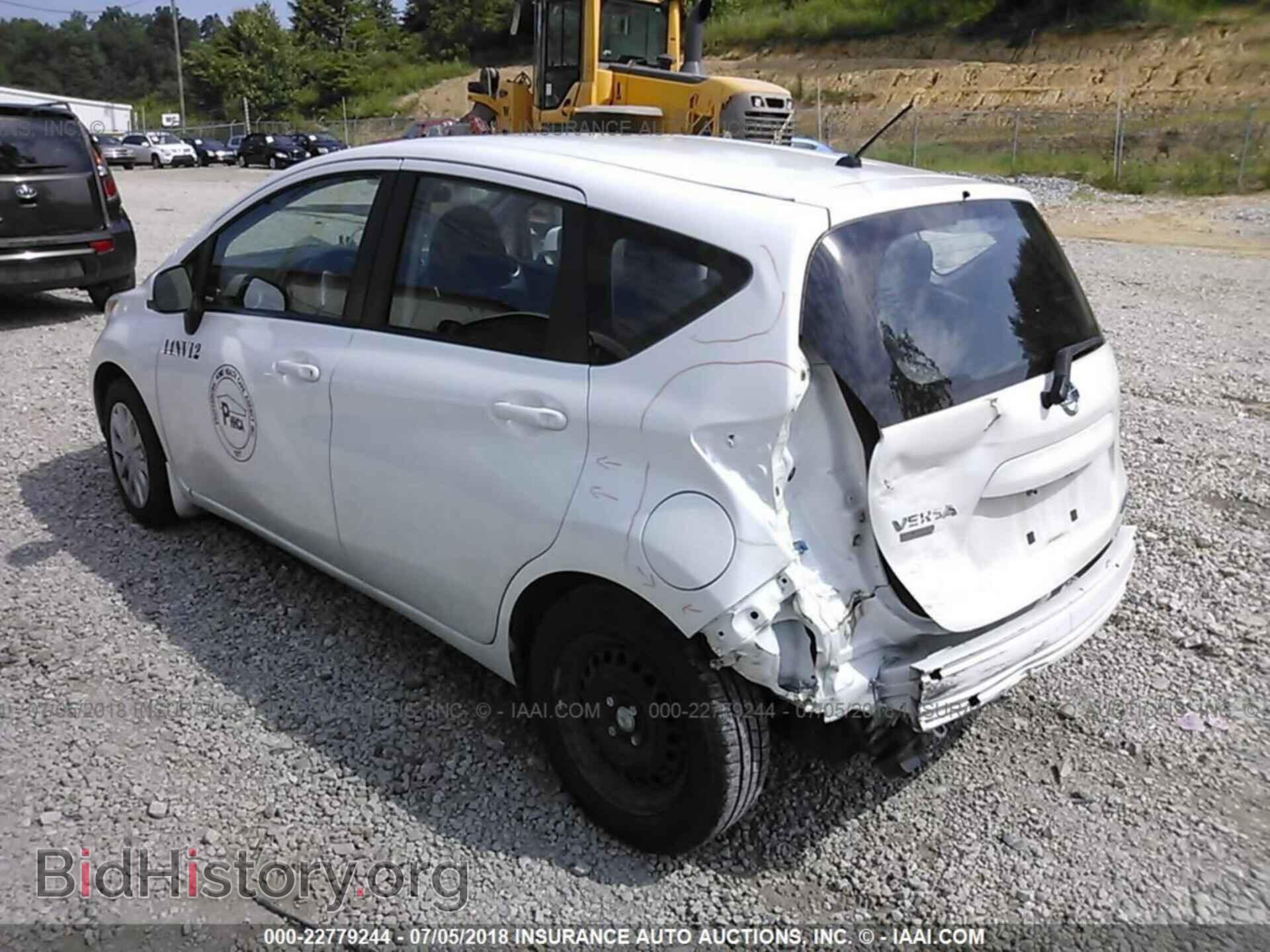 2014 Nissan Versa note - VIN: 3N1CE2CPXEL405010 - Photo 3