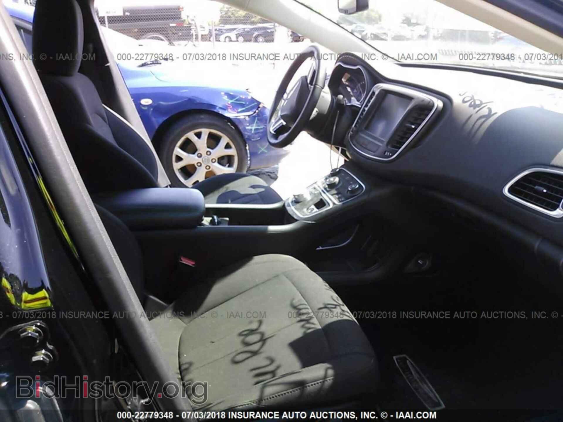 2016 Chrysler 200 - VIN: 1C3CCCABXGN113980 - Photo 5