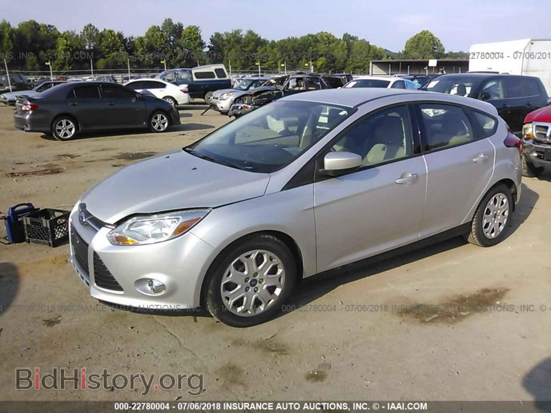 2012 Ford Focus - VIN: 1FAHP3K28CL283688 - Photo 2
