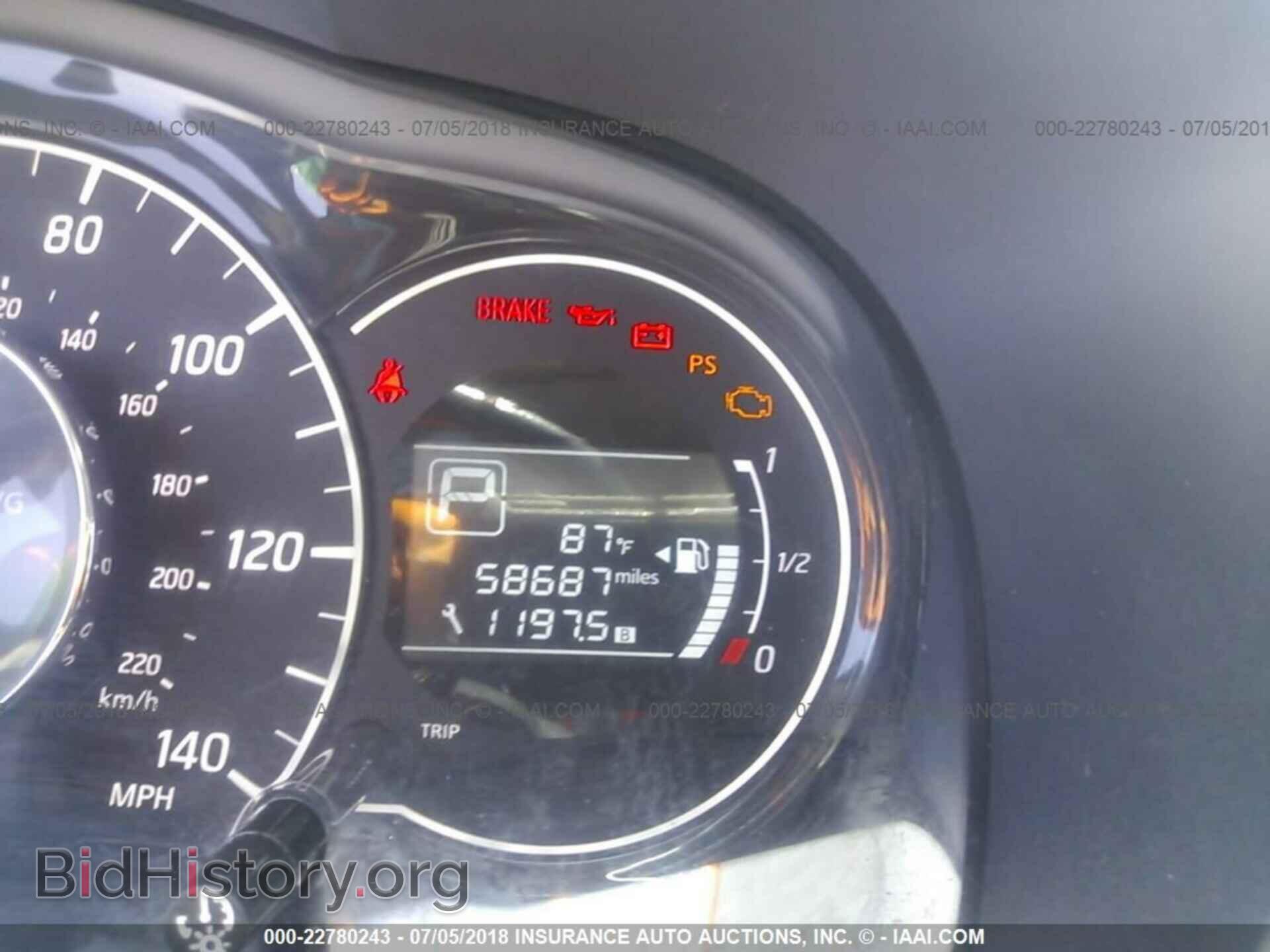 2016 Nissan Versa note - VIN: 3N1CE2CP3GL372810 - Photo 7