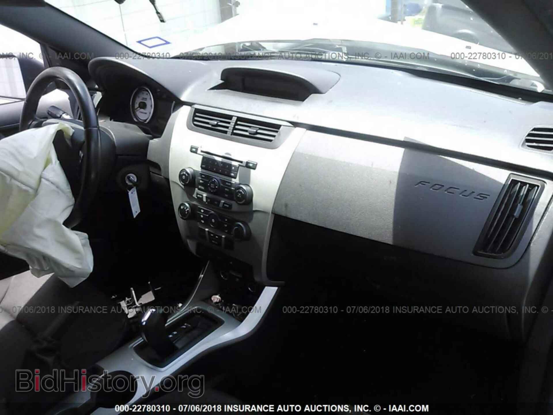 2011 Ford Focus - VIN: 1FAHP3FN5BW112219 - Фото 5