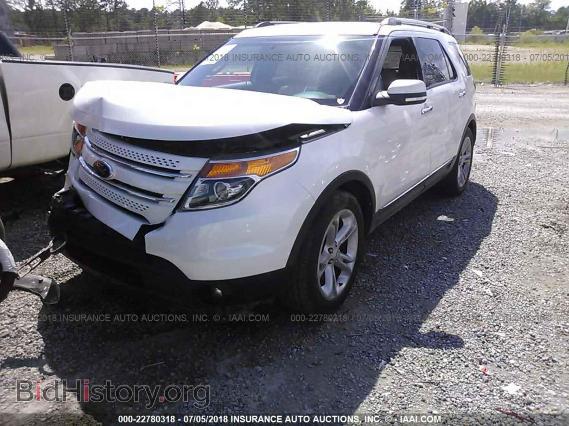 2014 Ford Explorer - VIN: 1FM5K7F84EGC01545 - Фото 2
