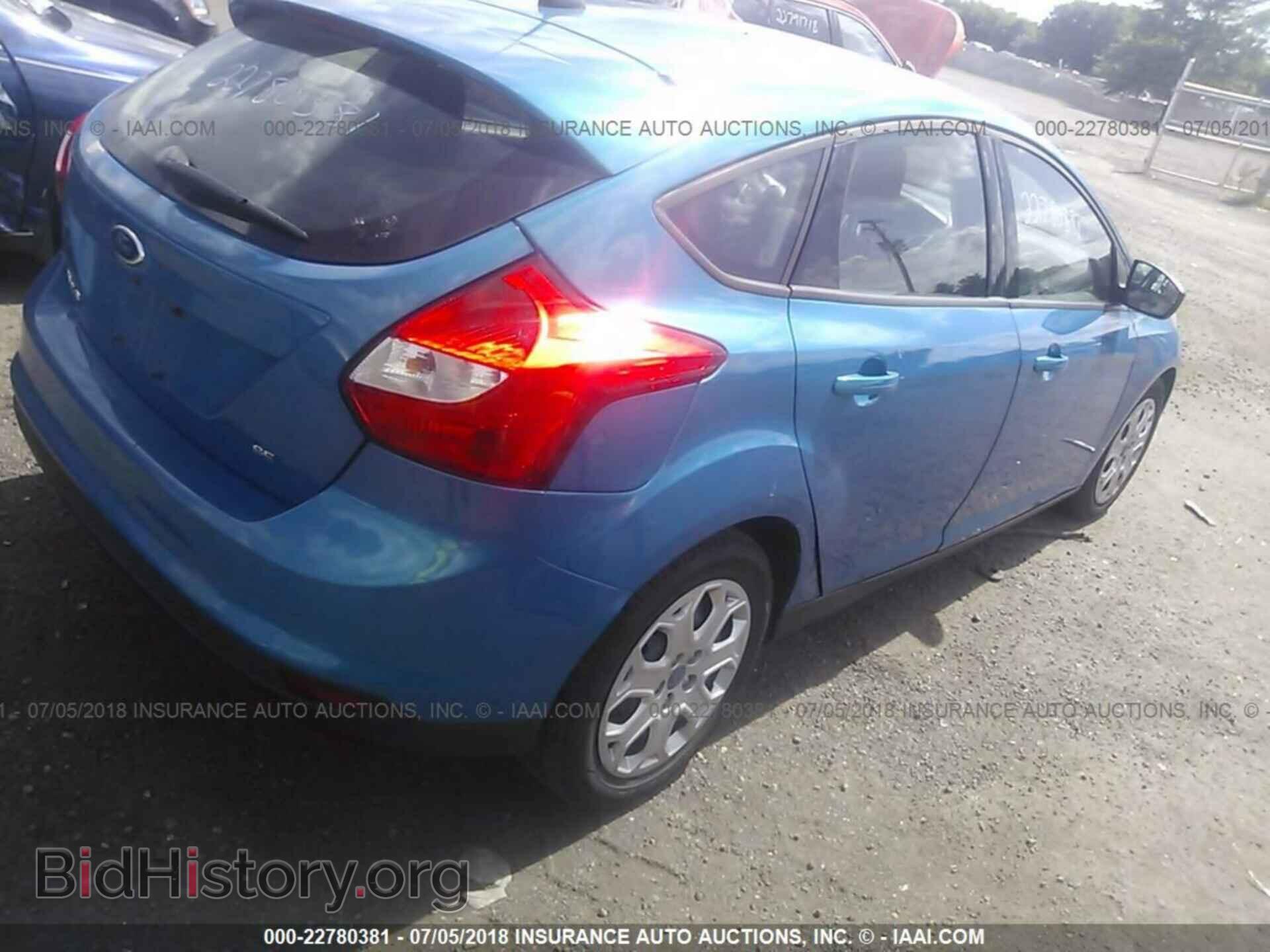 2012 Ford Focus - VIN: 1FAHP3K26CL126743 - Photo 4