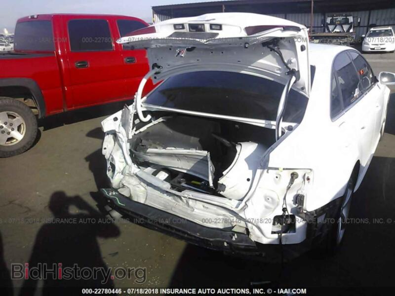 2012 Audi A4 (VIN WAUKFAFL8CN013419) — фото 6 из 10